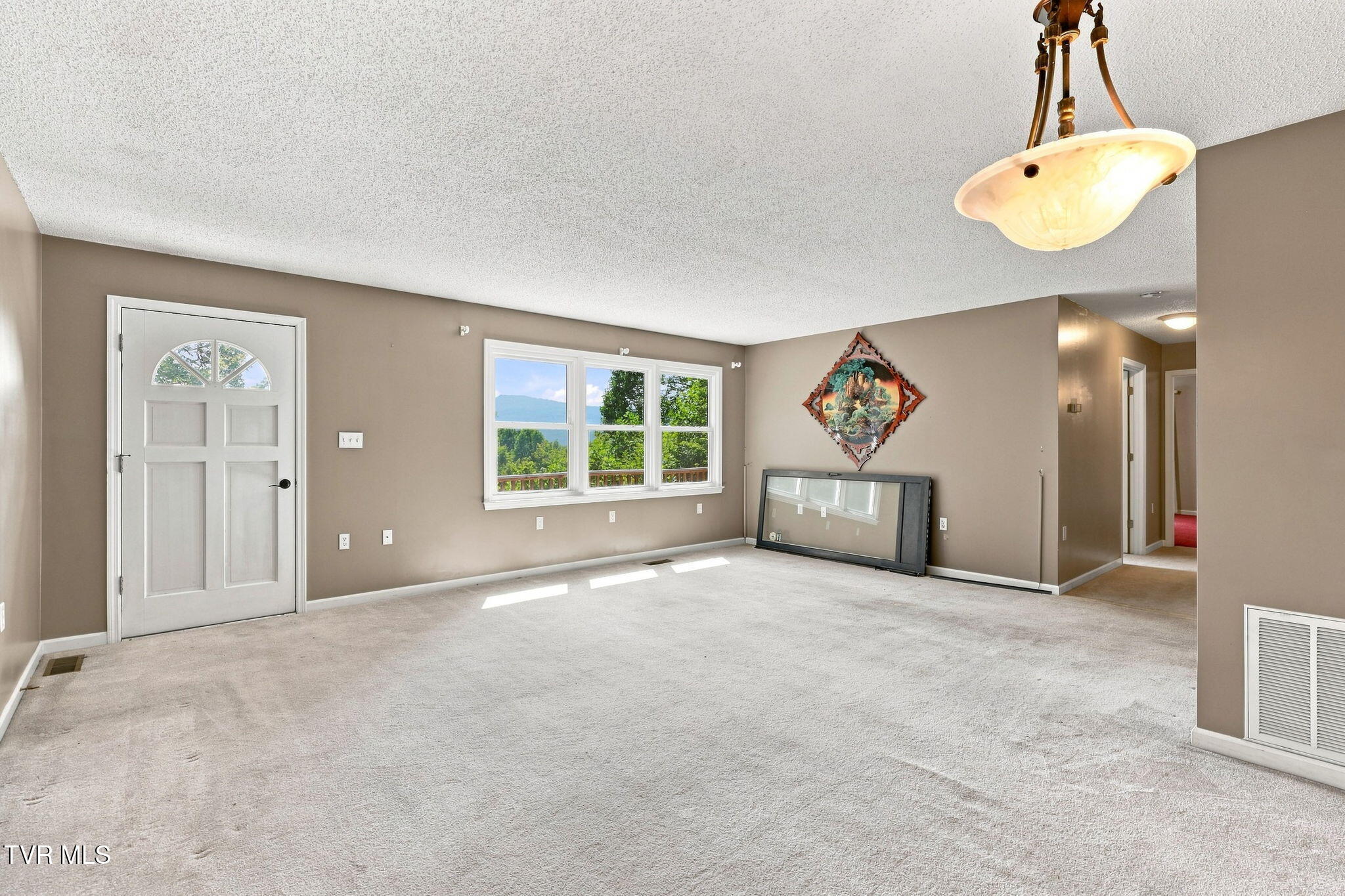 240 Misty Lane Property Photo 18