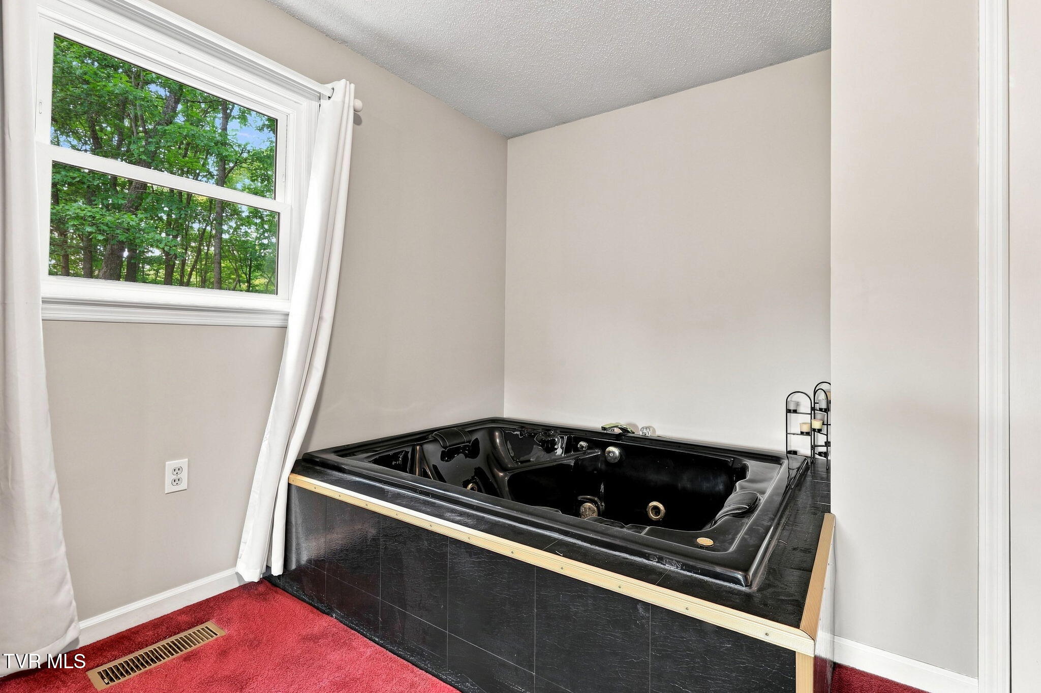 240 Misty Lane Property Photo 32