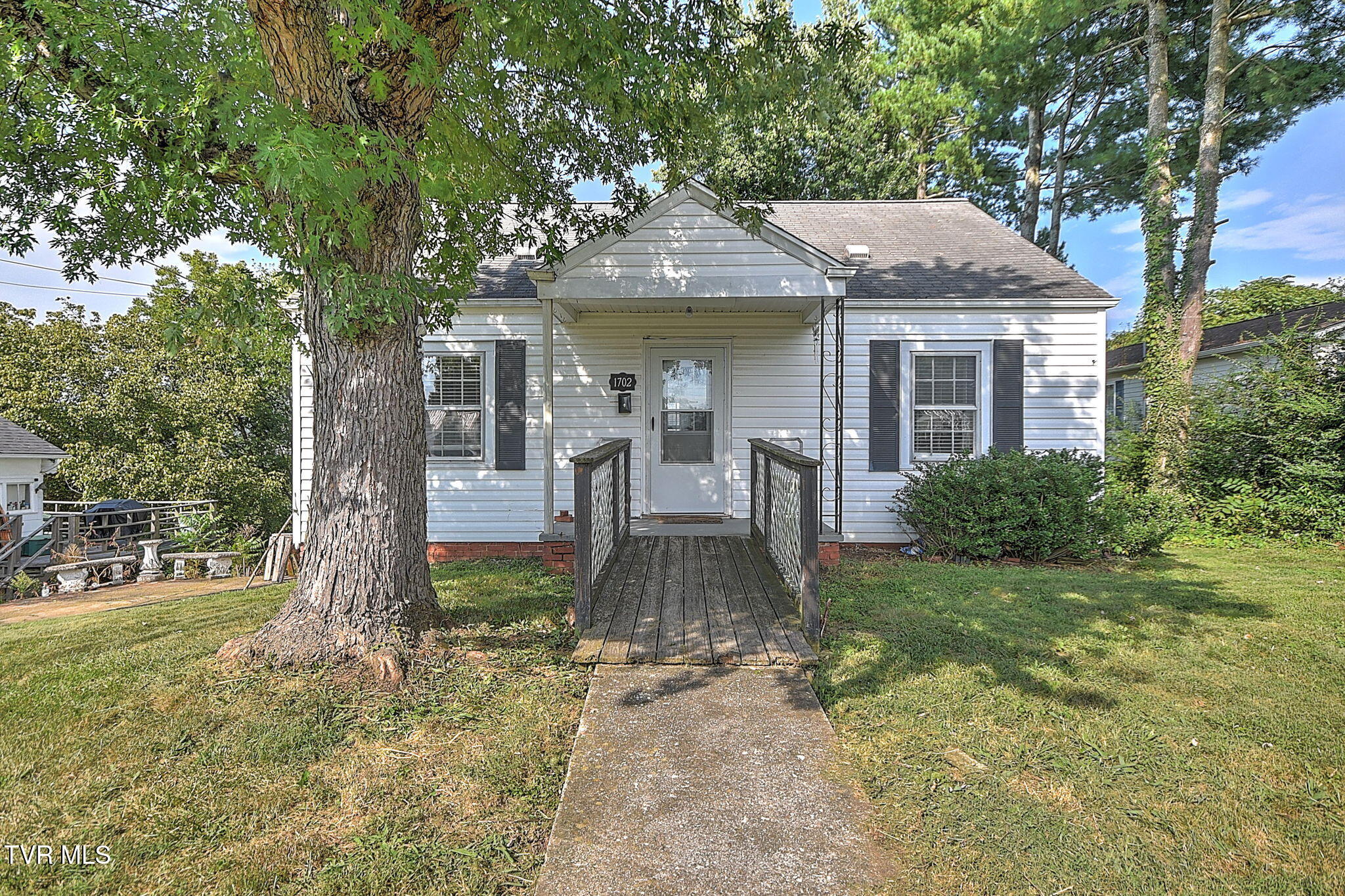 1702 Pierce Street Property Photo 1