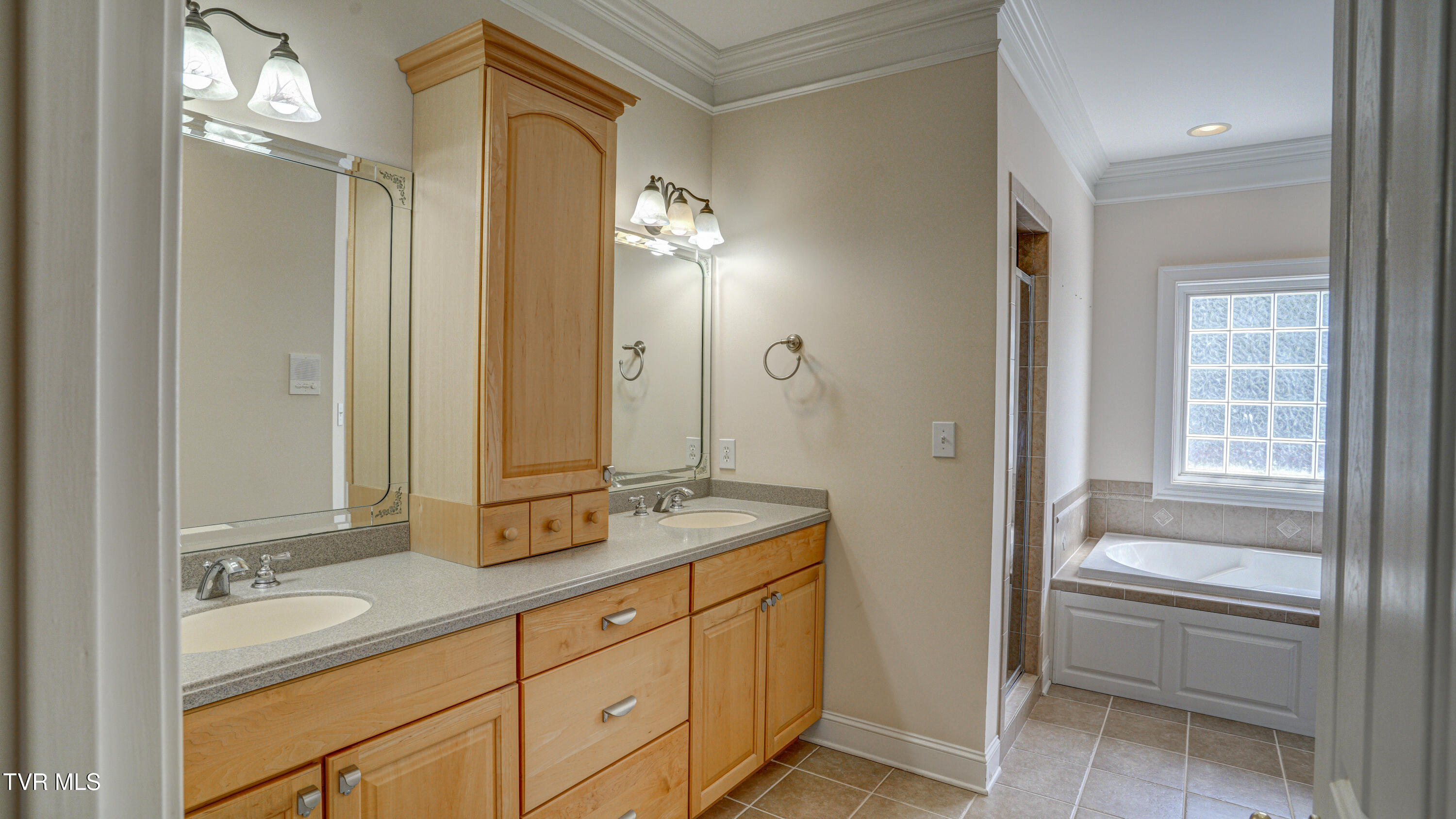 2005 Brentford Lane Property Photo 45