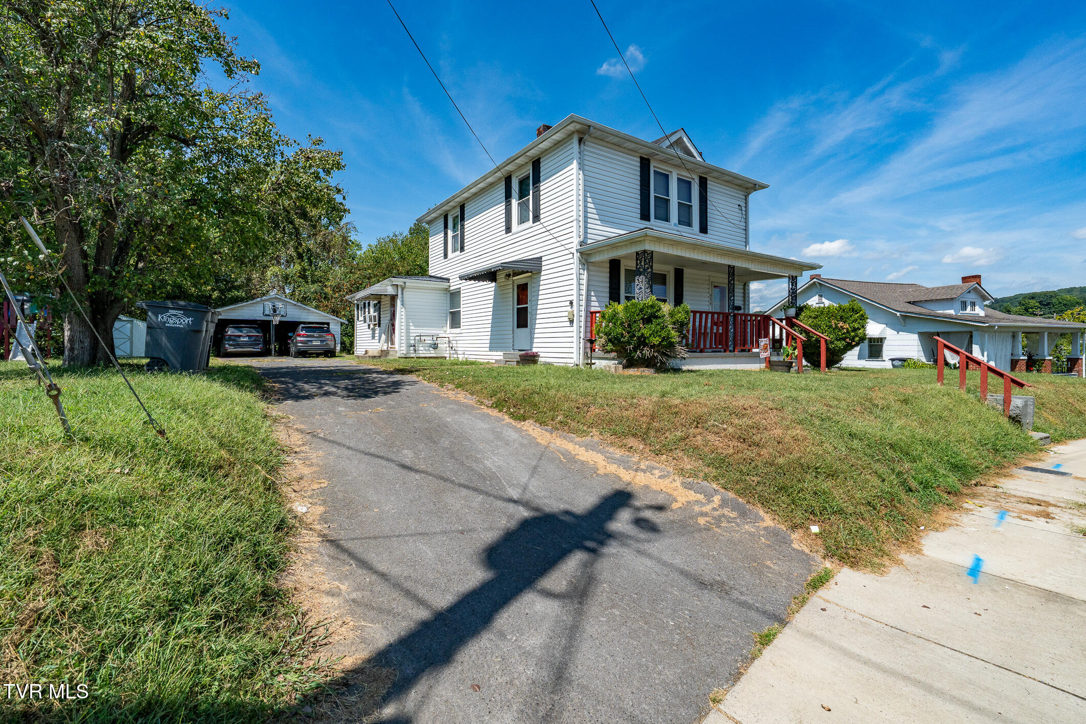 629 Branch Street Property Photo 2