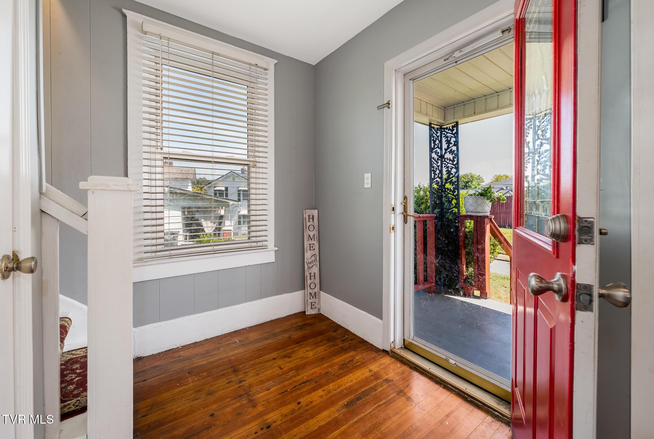 629 Branch Street Property Photo 5
