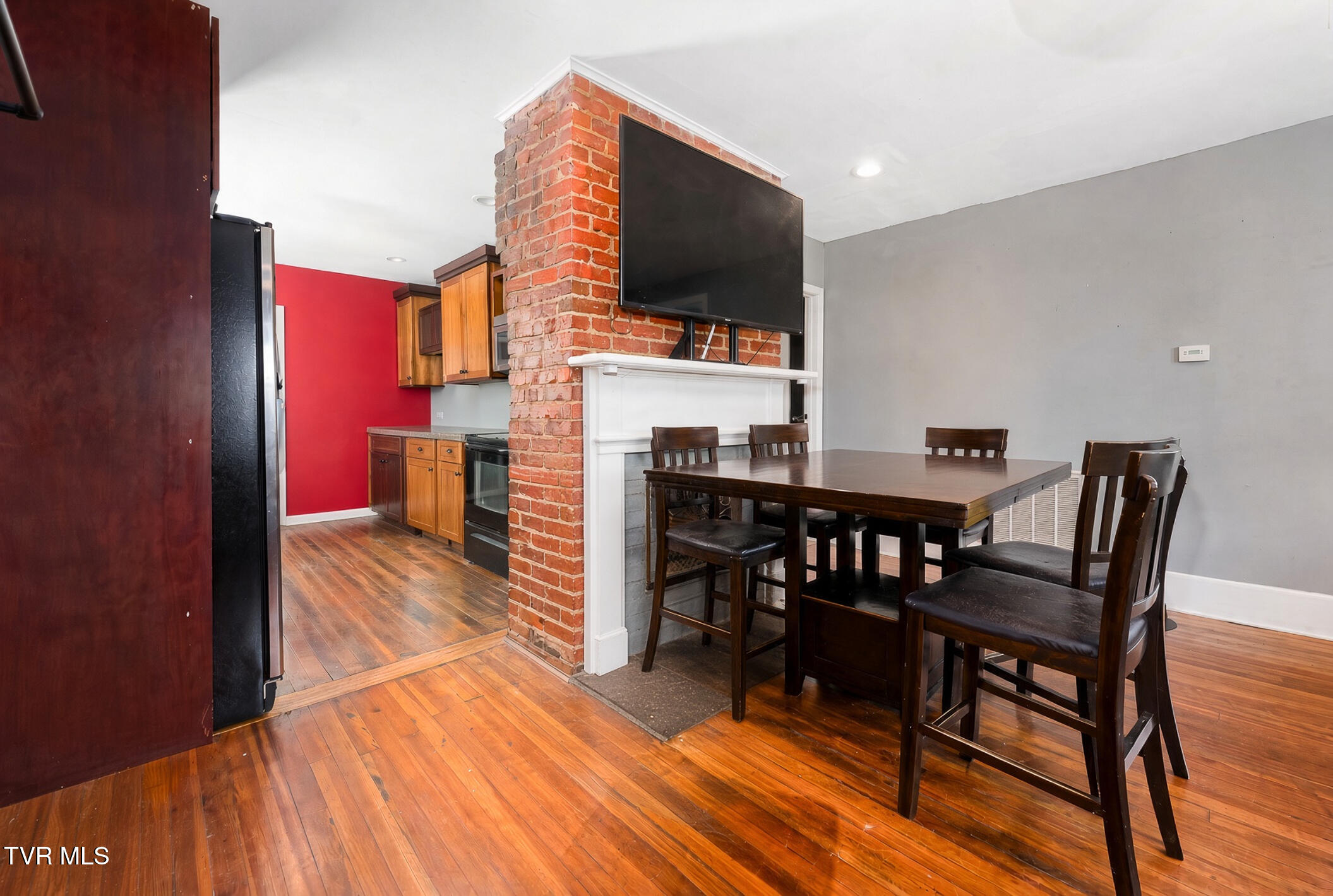 629 Branch Street Property Photo 9