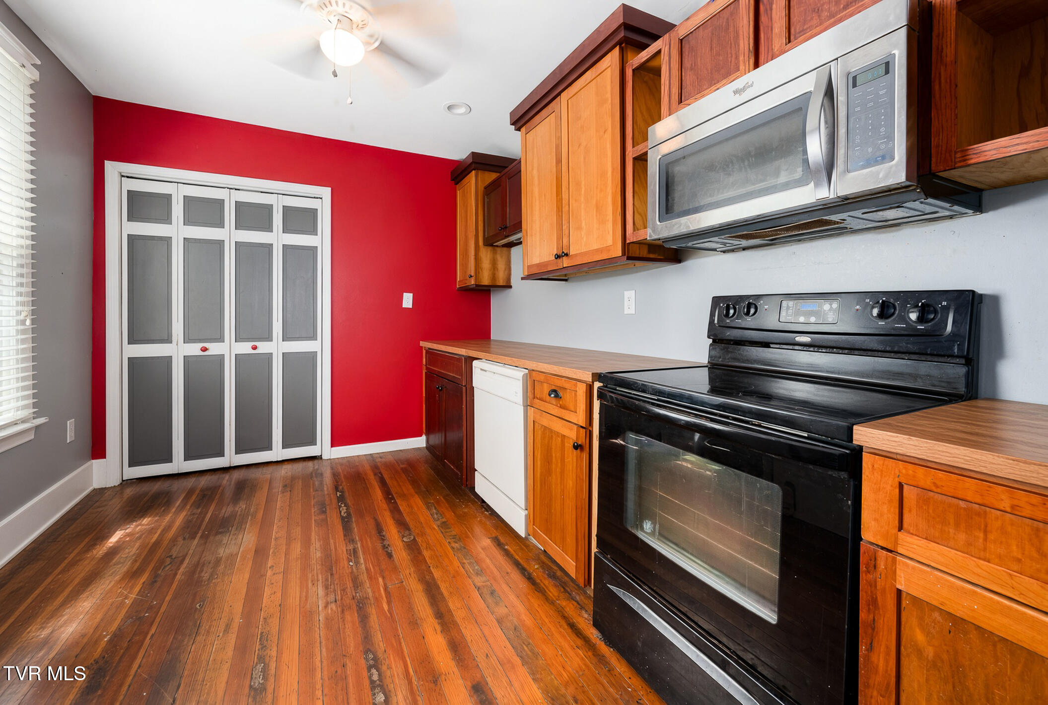 629 Branch Street Property Photo 10