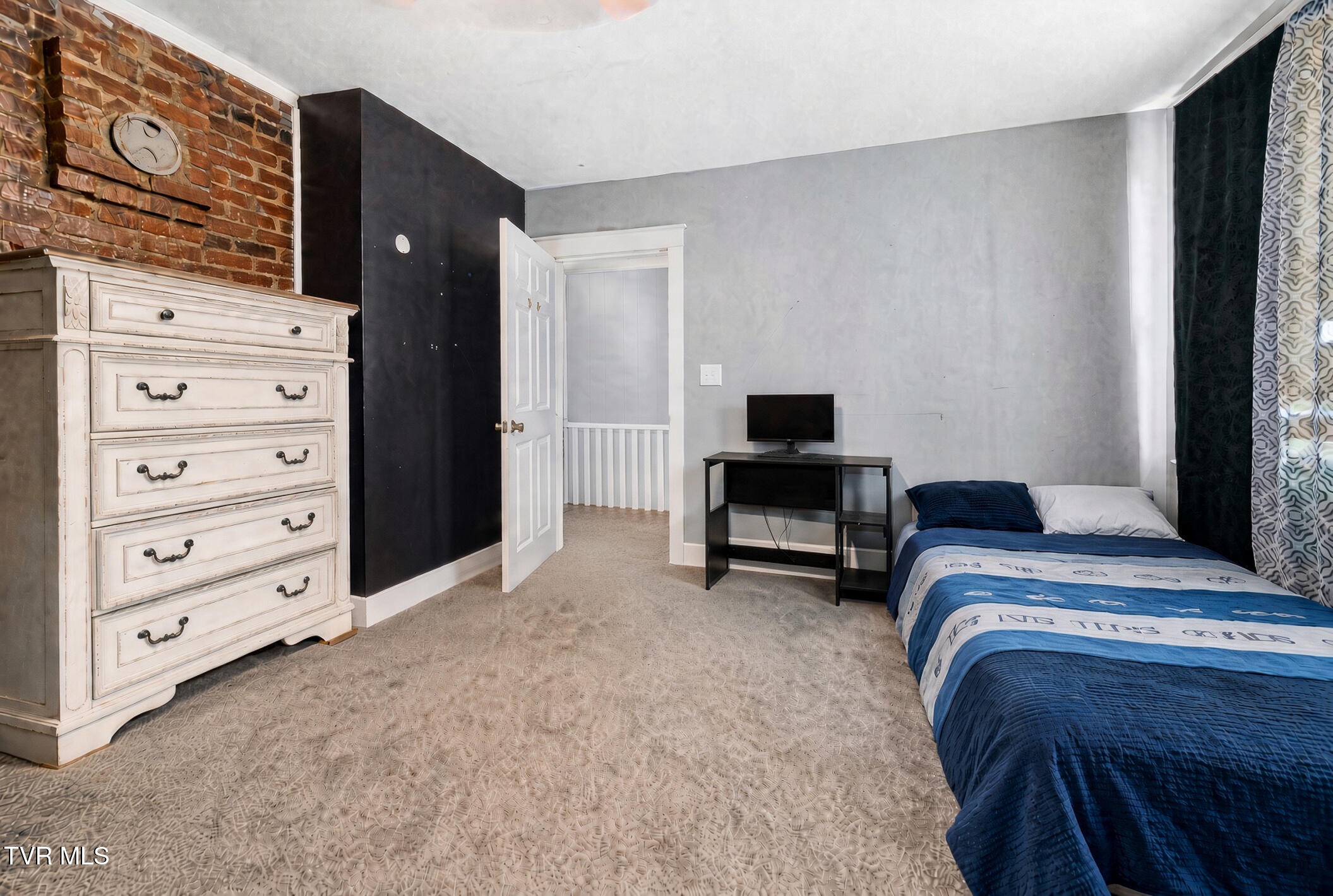 629 Branch Street Property Photo 19