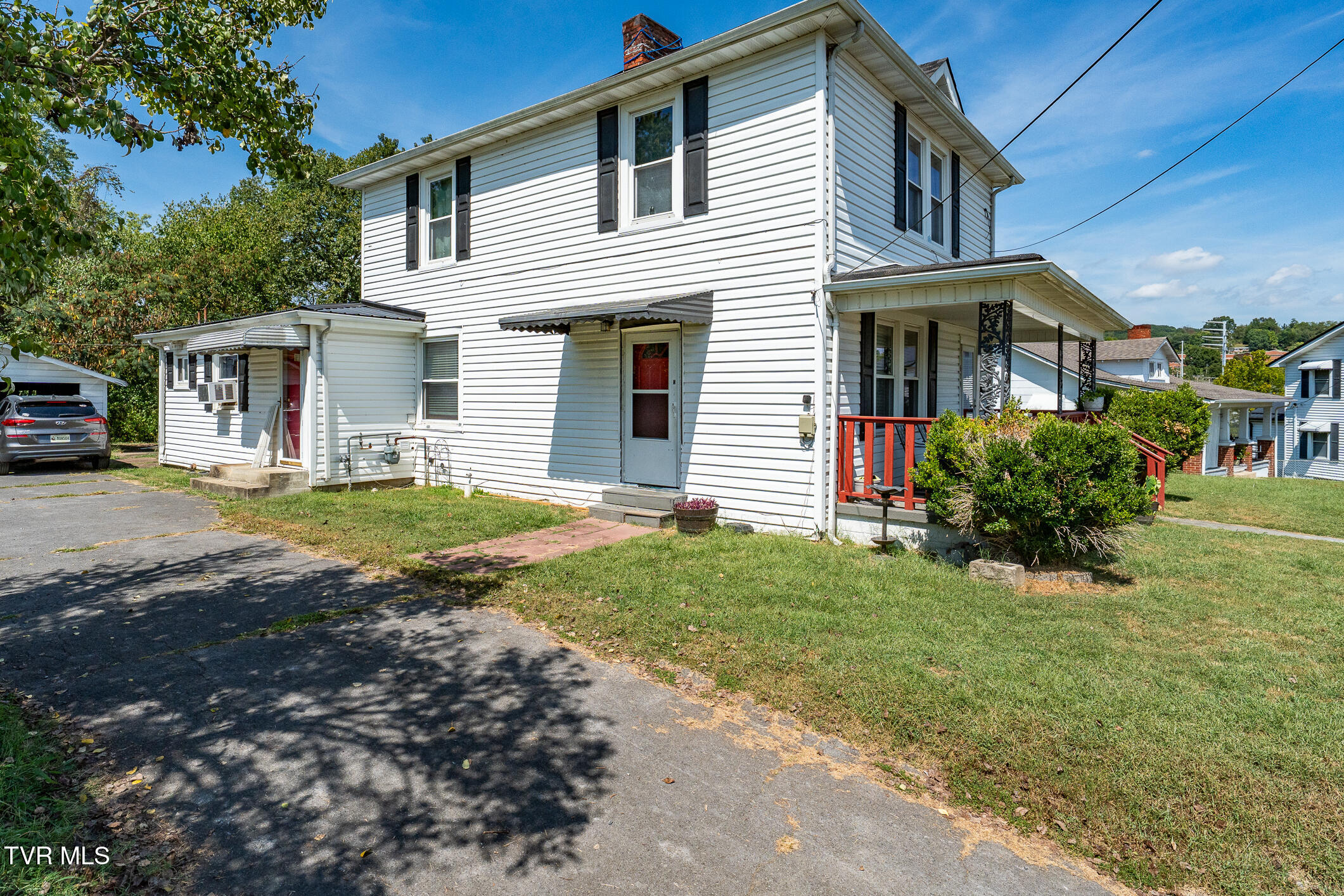 629 Branch Street Property Photo 32