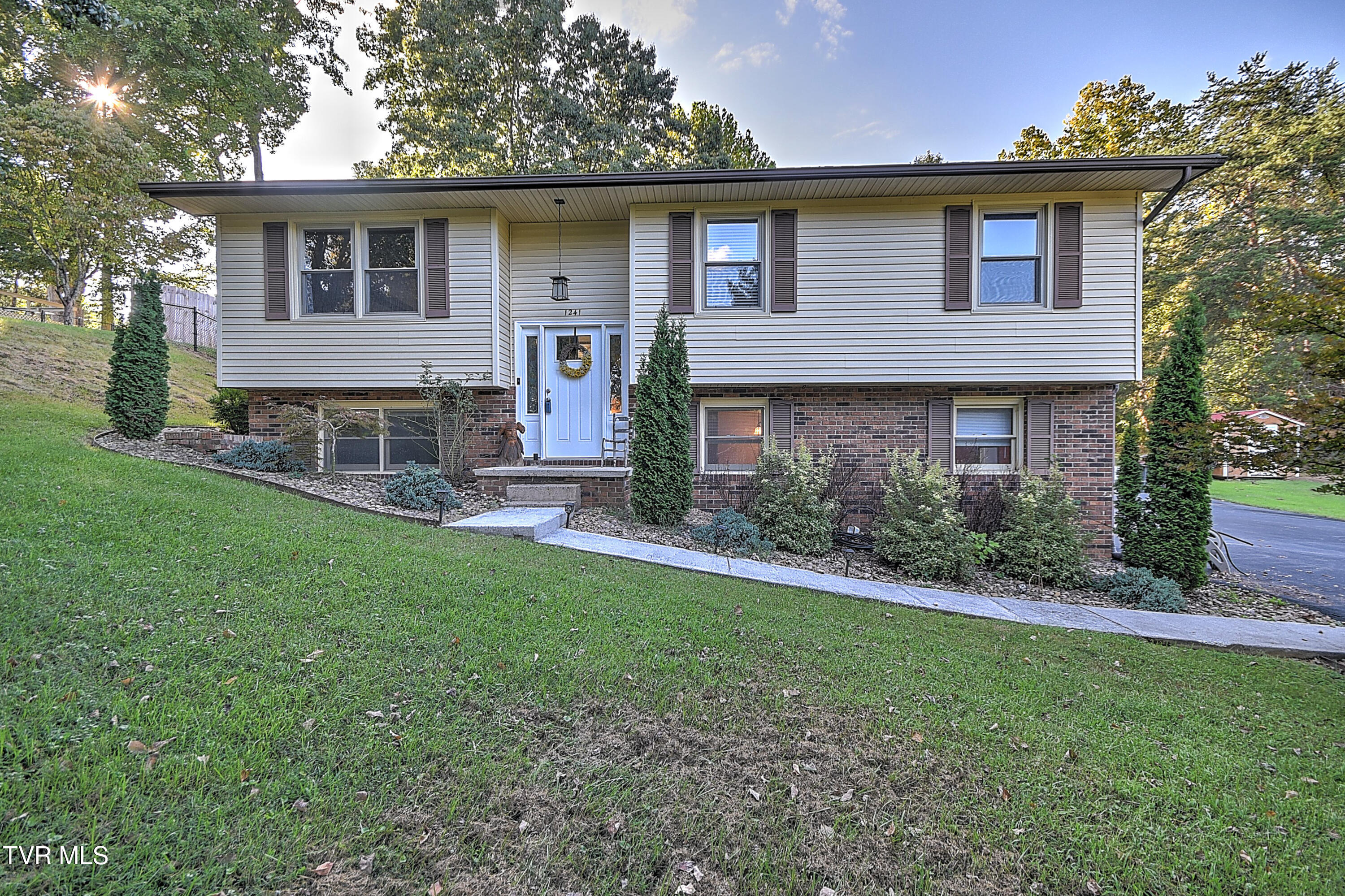 1241 Nassau Drive Property Photo 1