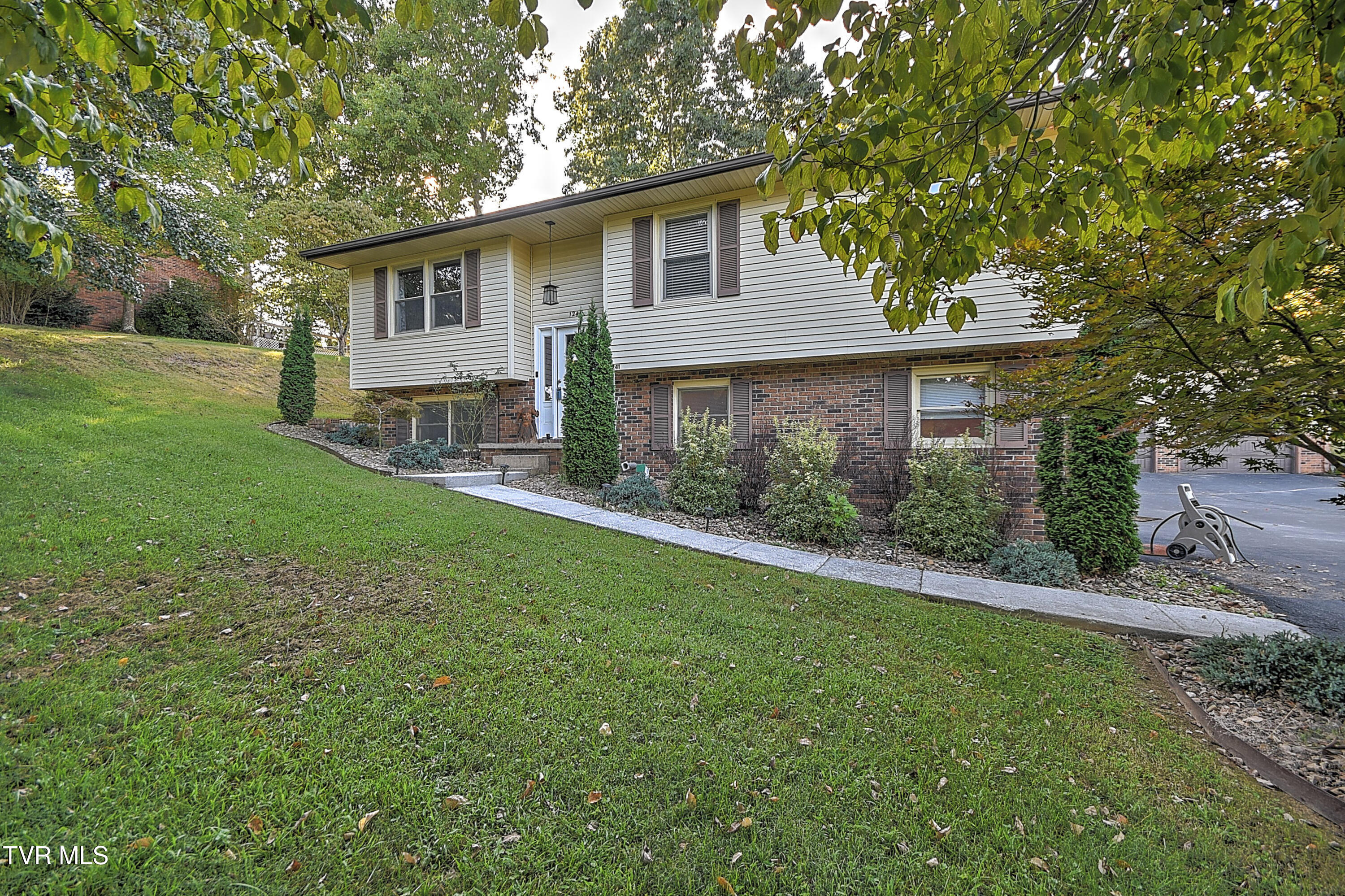 1241 Nassau Drive Property Photo 4