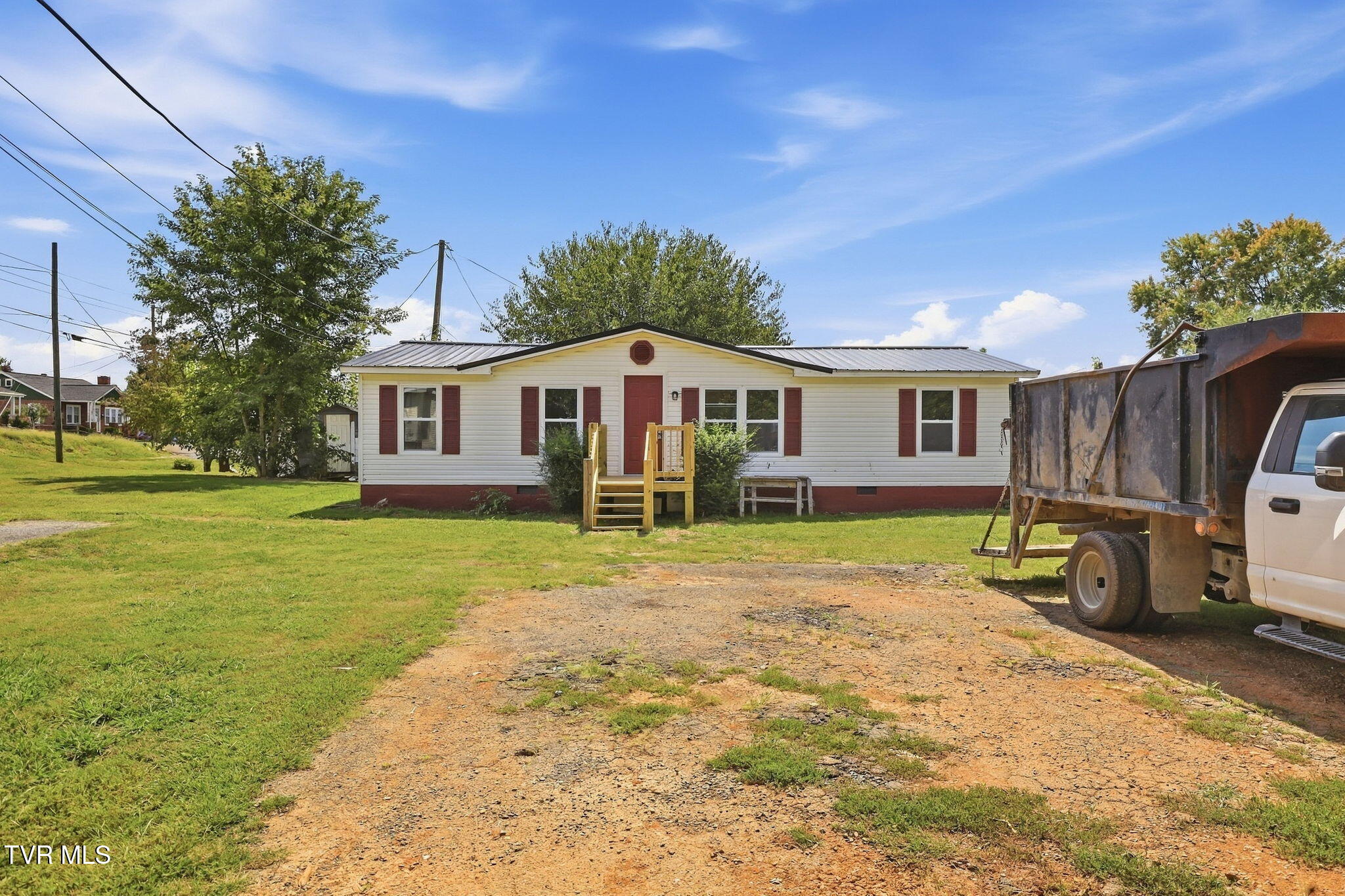 1138 Fairview Avenue Property Photo 4