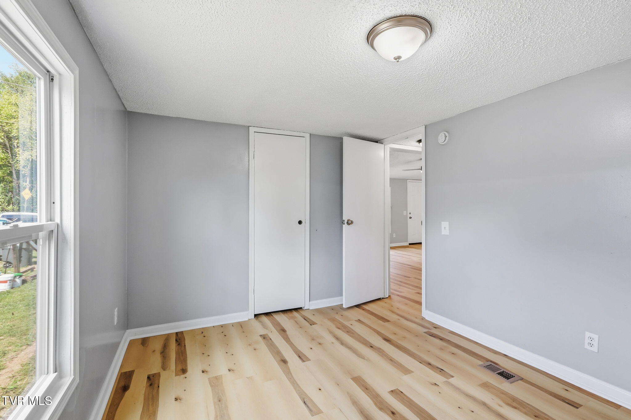1138 Fairview Avenue Property Photo 16