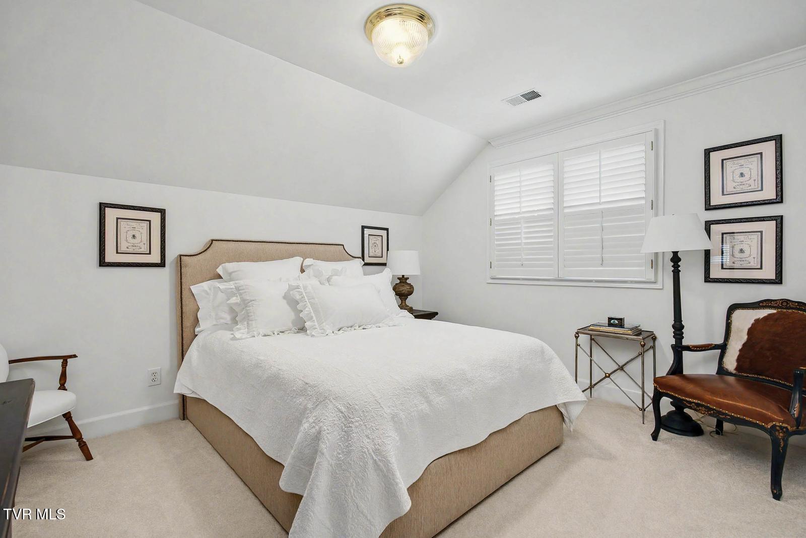 2021 Buckingham Court Property Photo 30