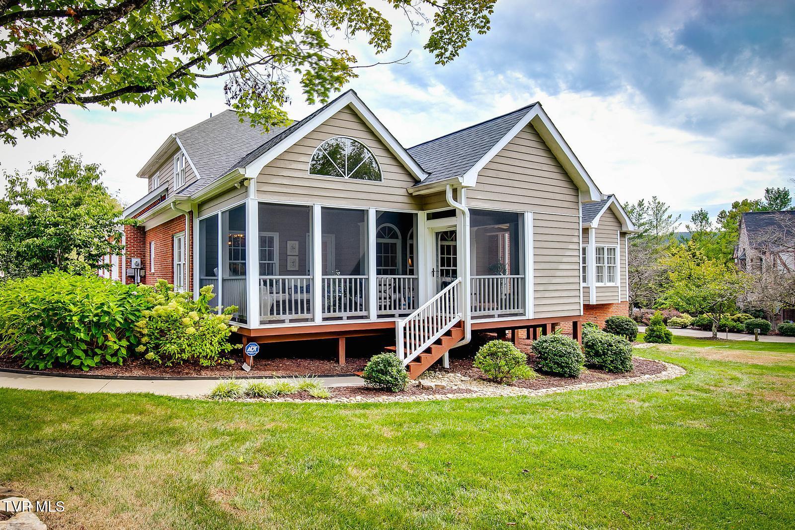 2021 Buckingham Court Property Photo 47