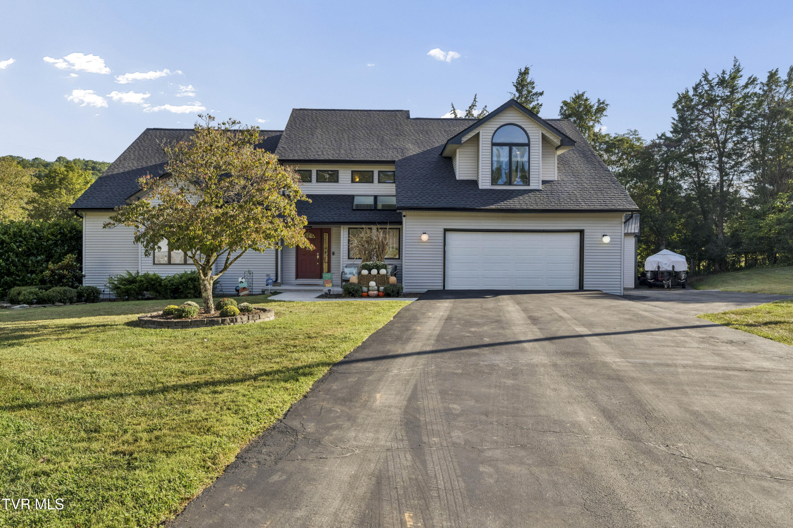 4604 Stillwood Court Property Photo 1