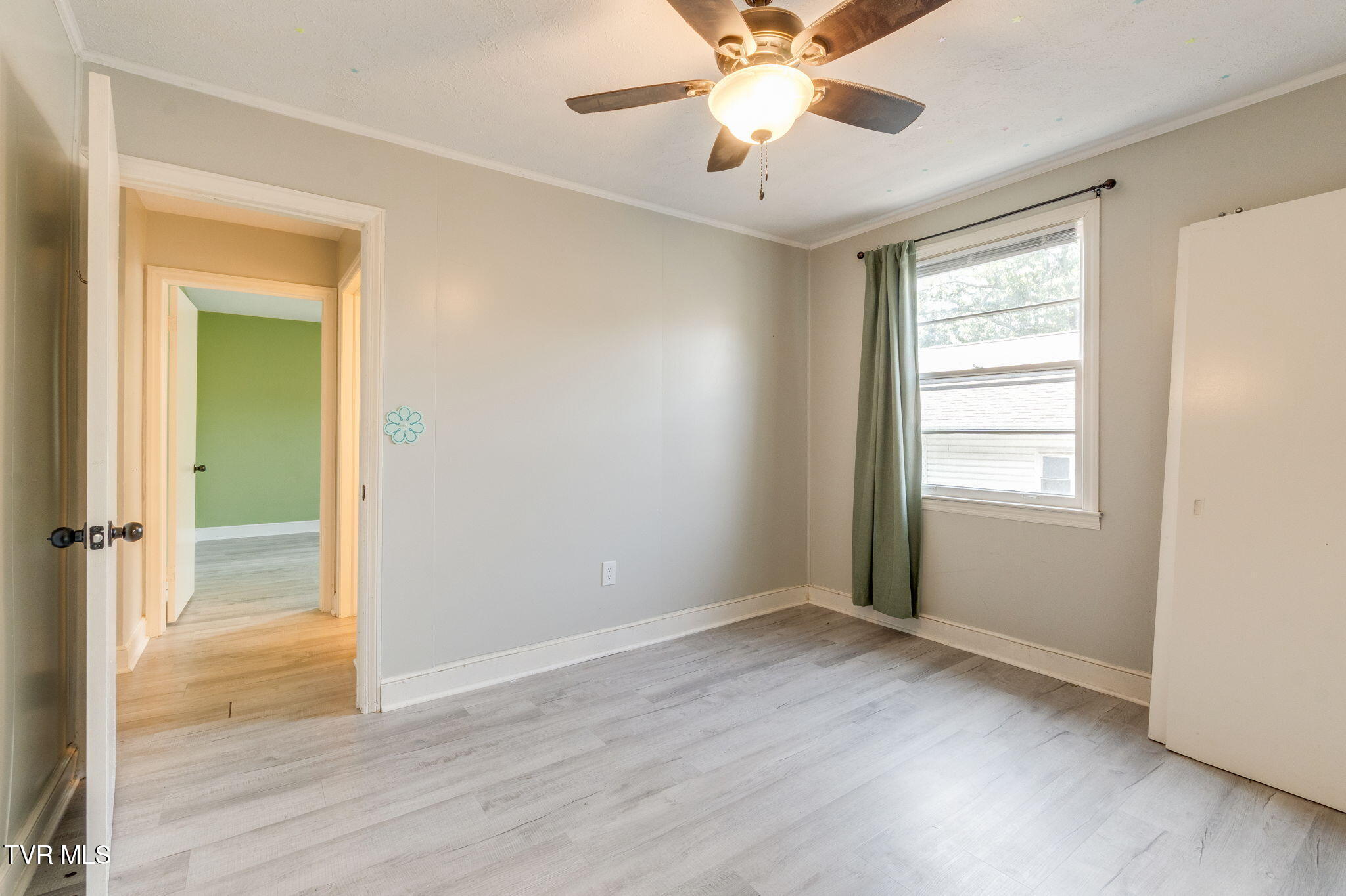 307 Walker Street Property Photo 25