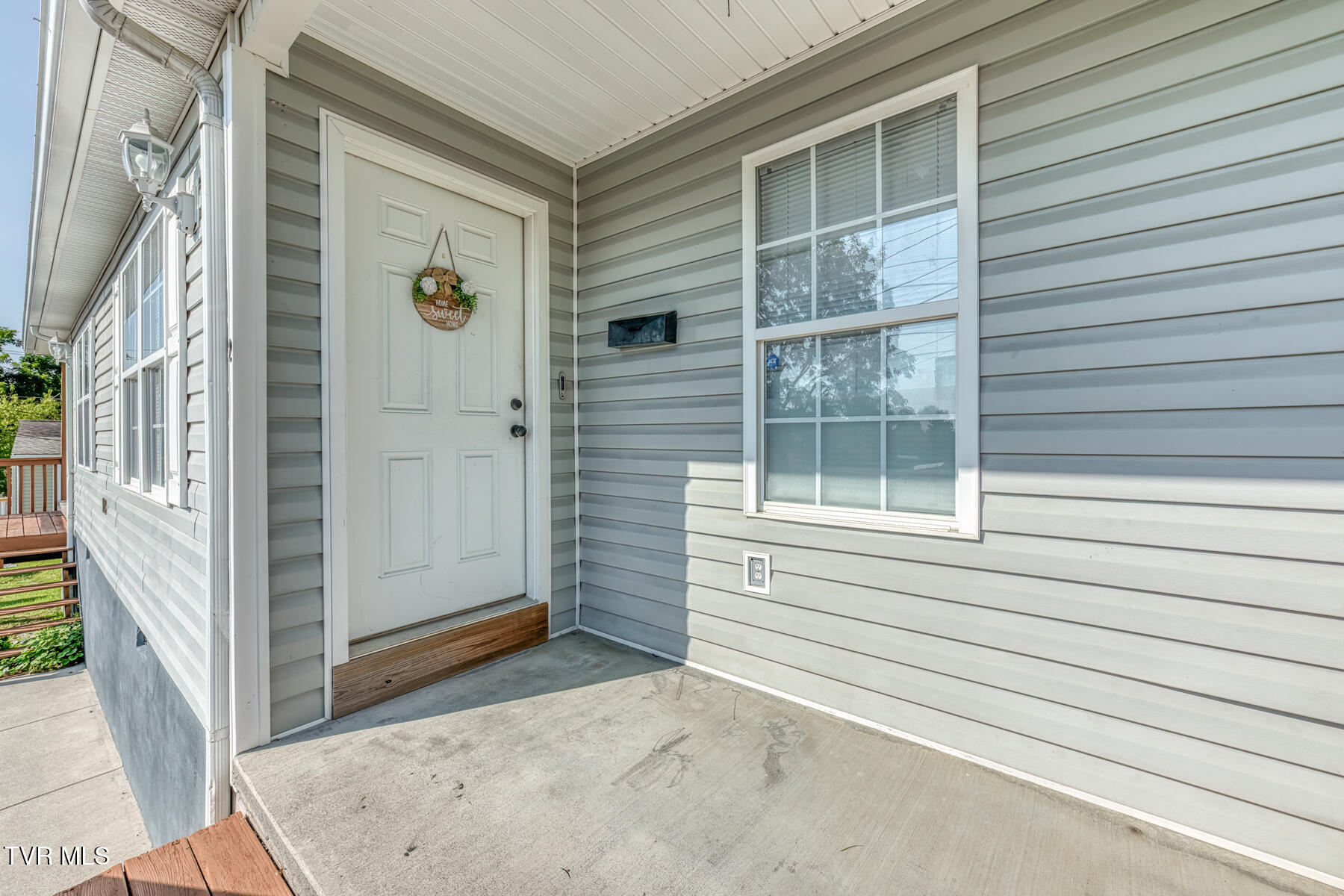1103 High Street Property Photo 16