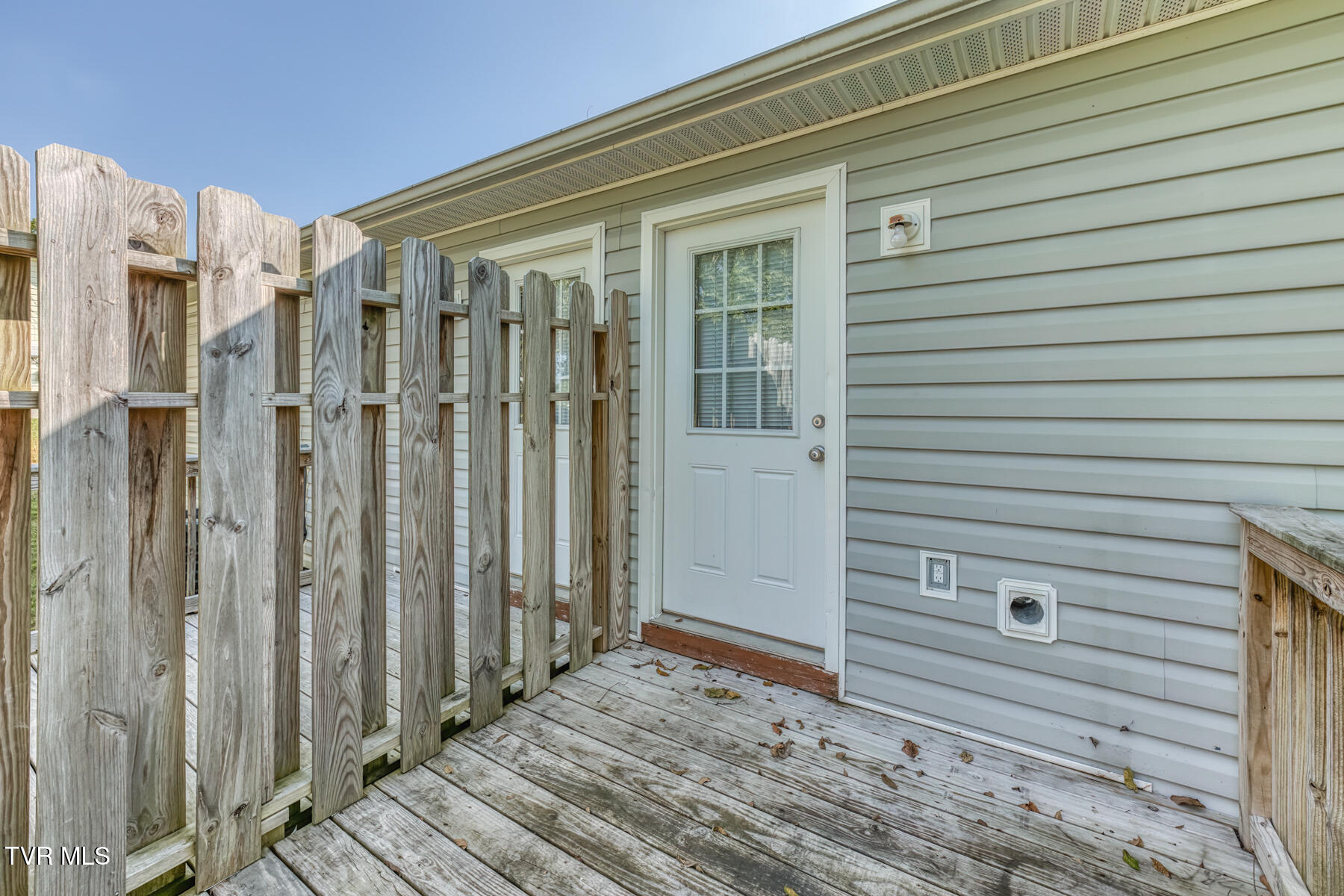 1103 High Street Property Photo 23