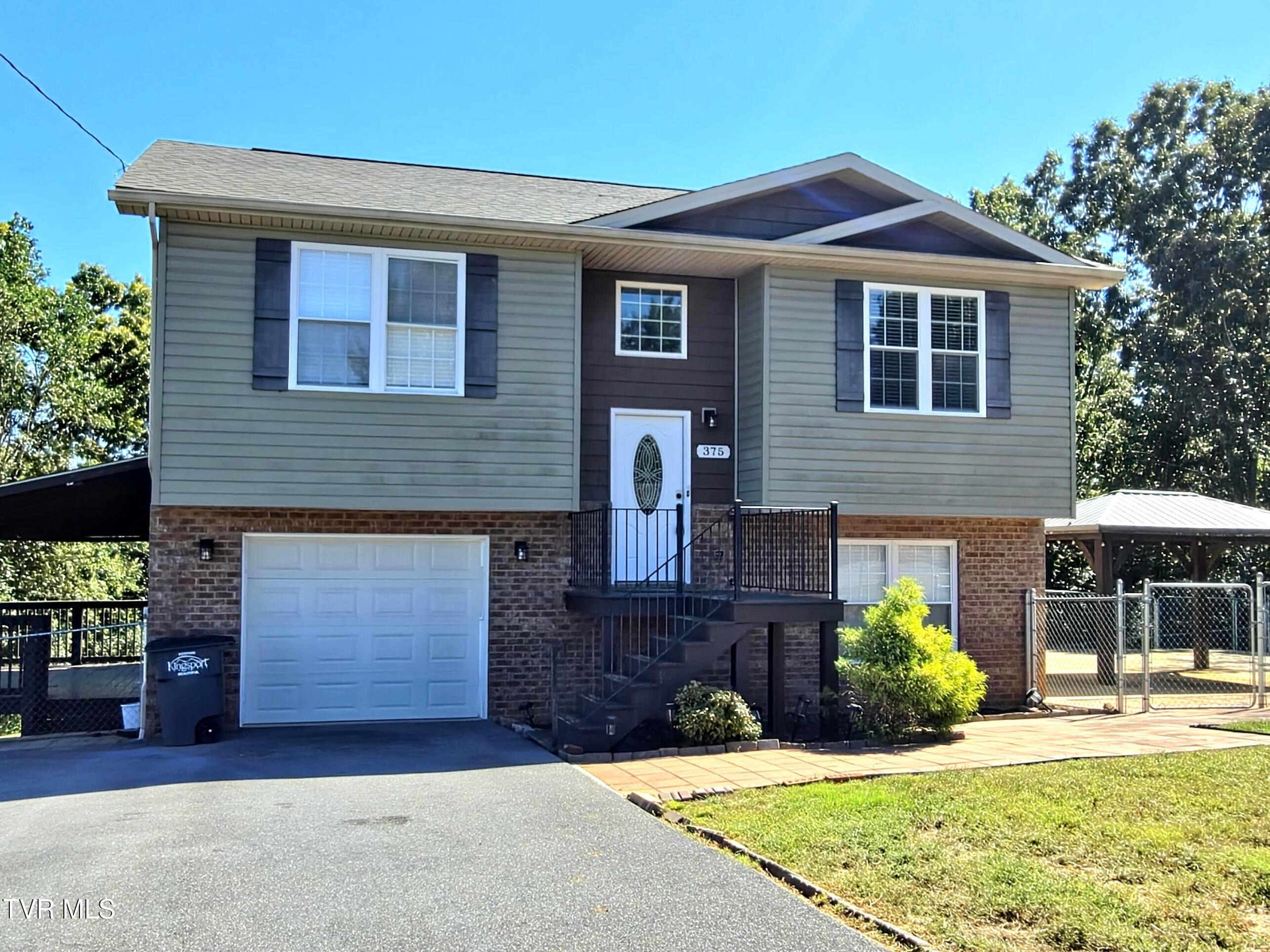 375 Ridgeway Road Property Photo 1