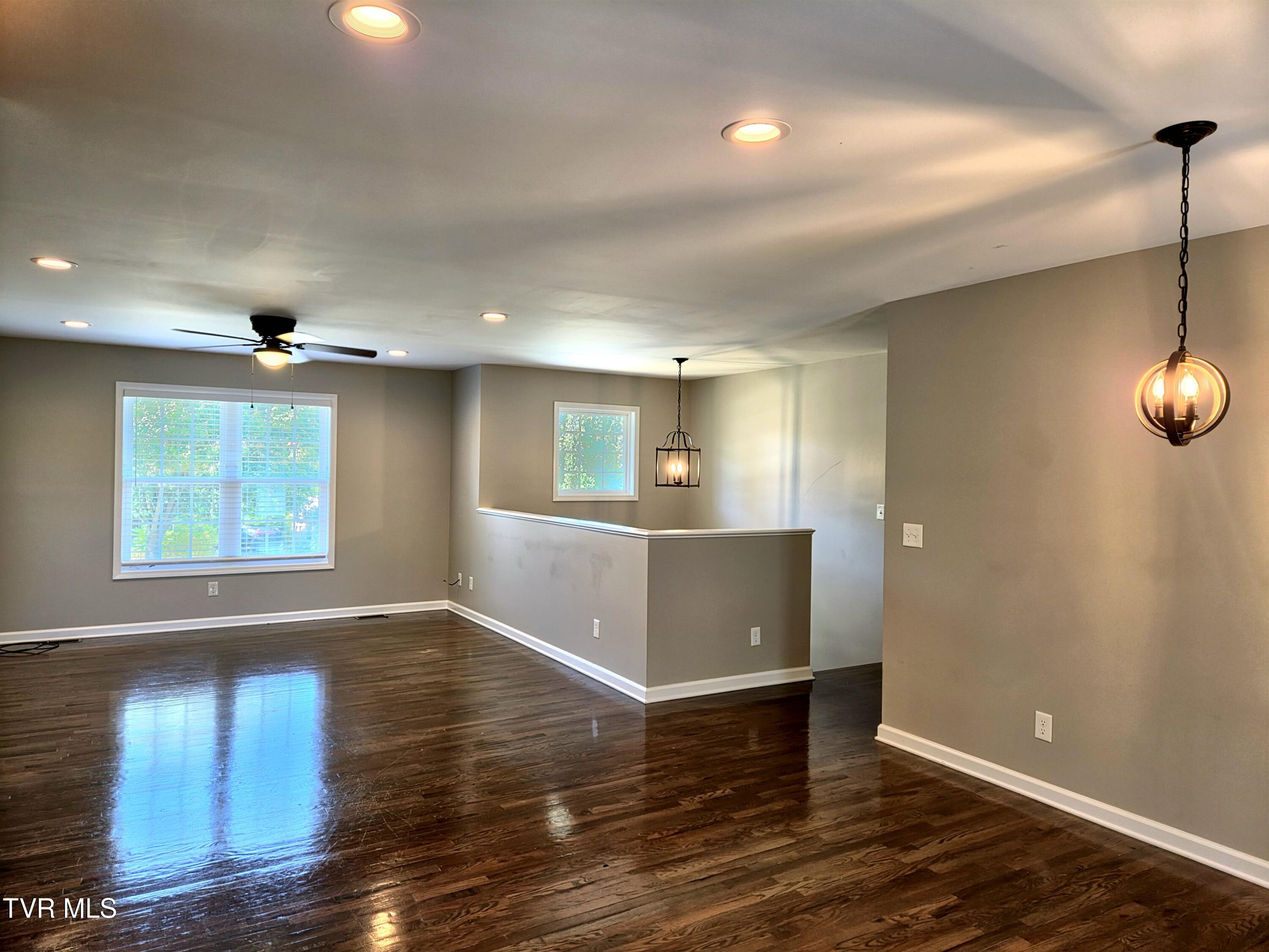 375 Ridgeway Road Property Photo 3