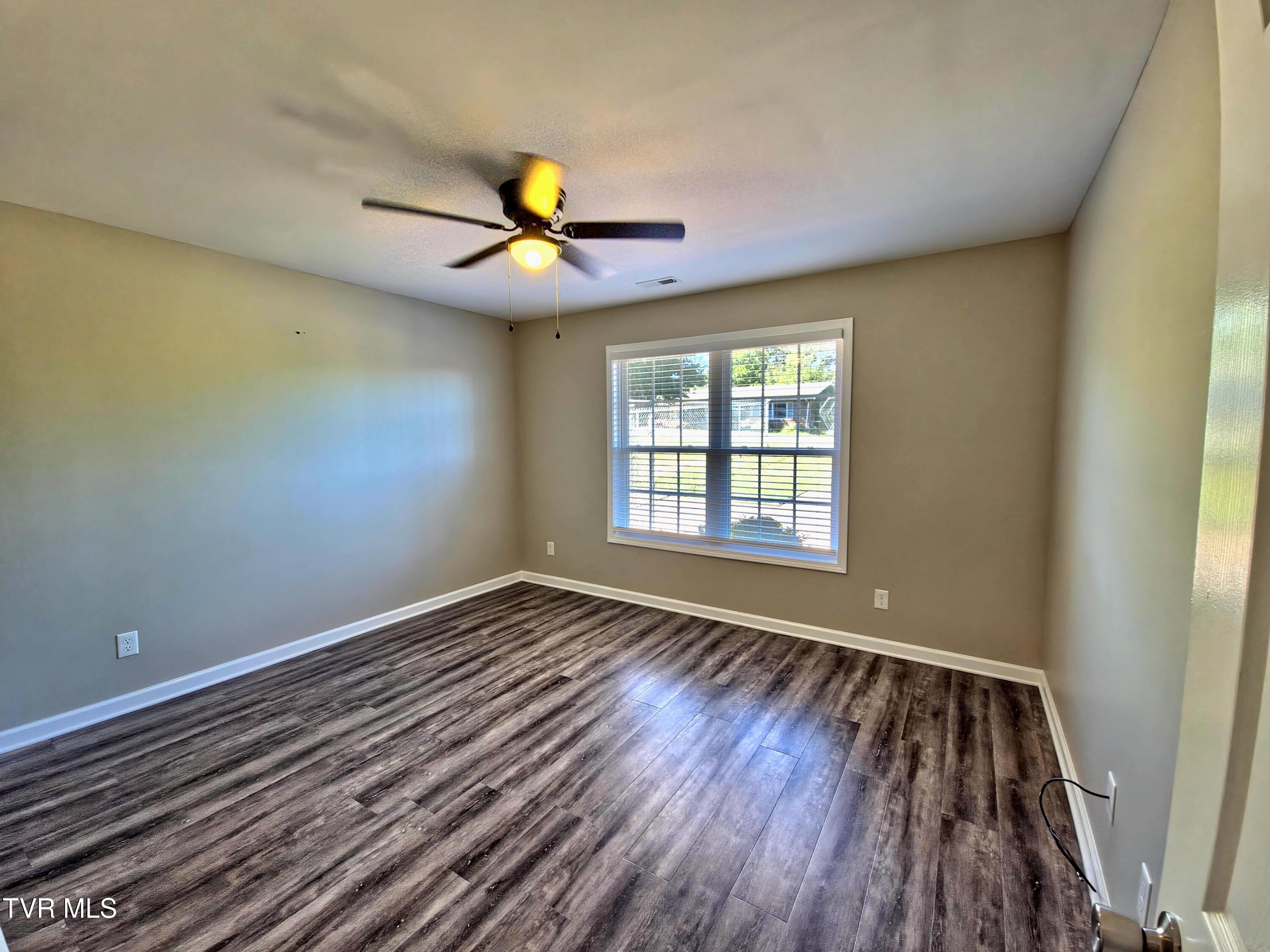 375 Ridgeway Road Property Photo 14