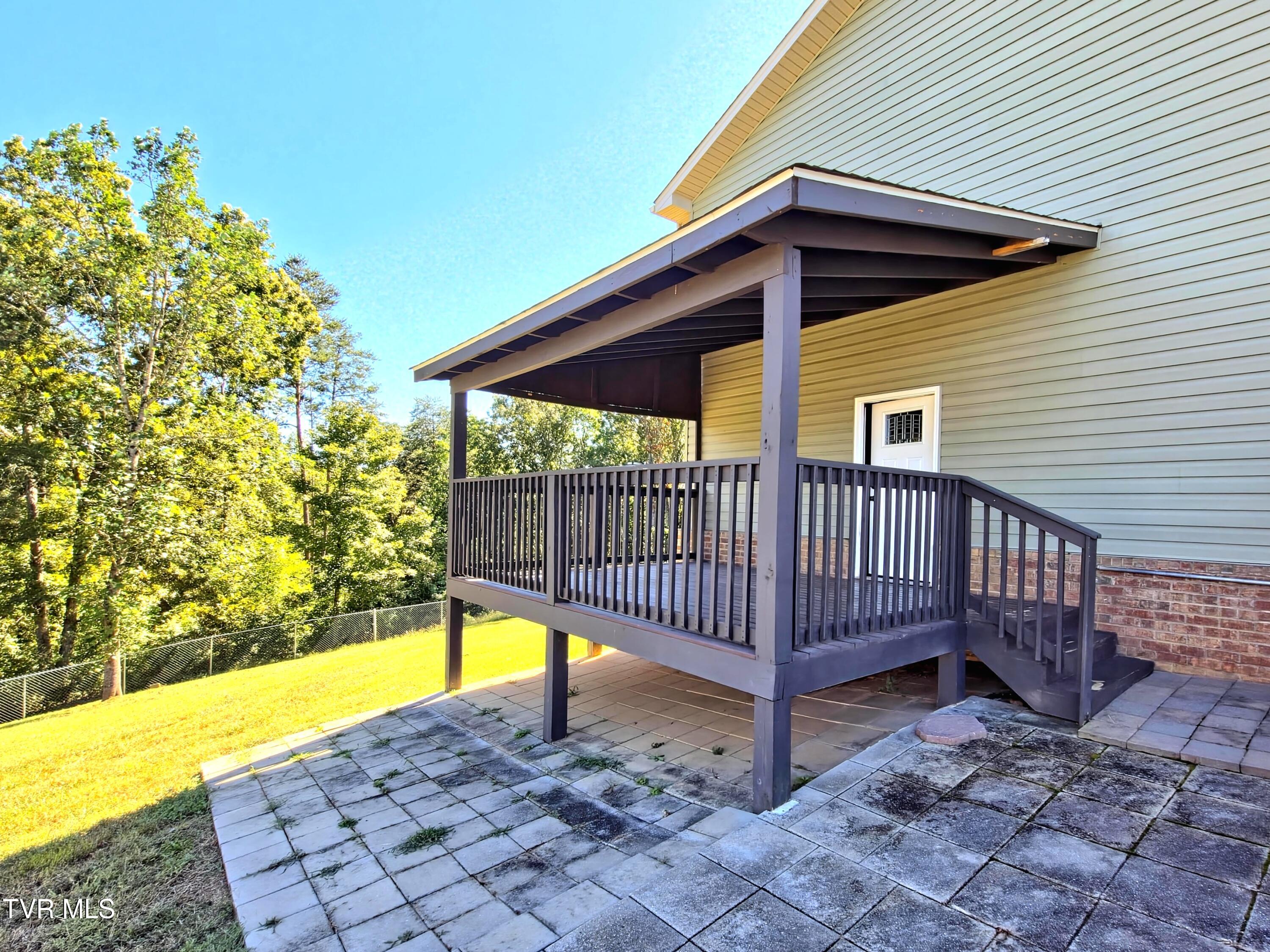 375 Ridgeway Road Property Photo 20