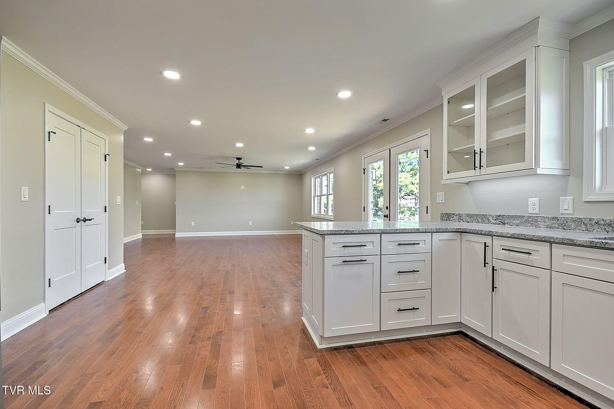 3844 Lake Valley Drive Property Photo 15