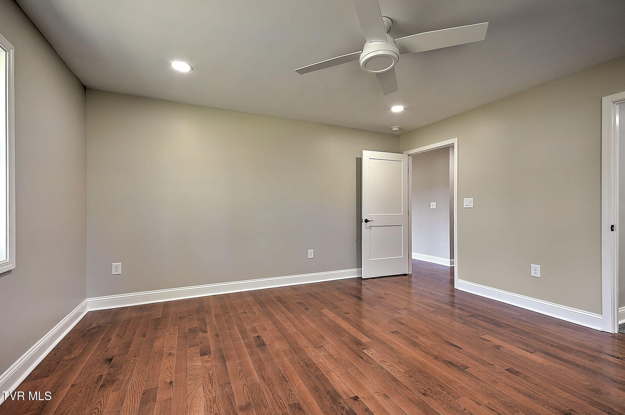 3844 Lake Valley Drive Property Photo 25