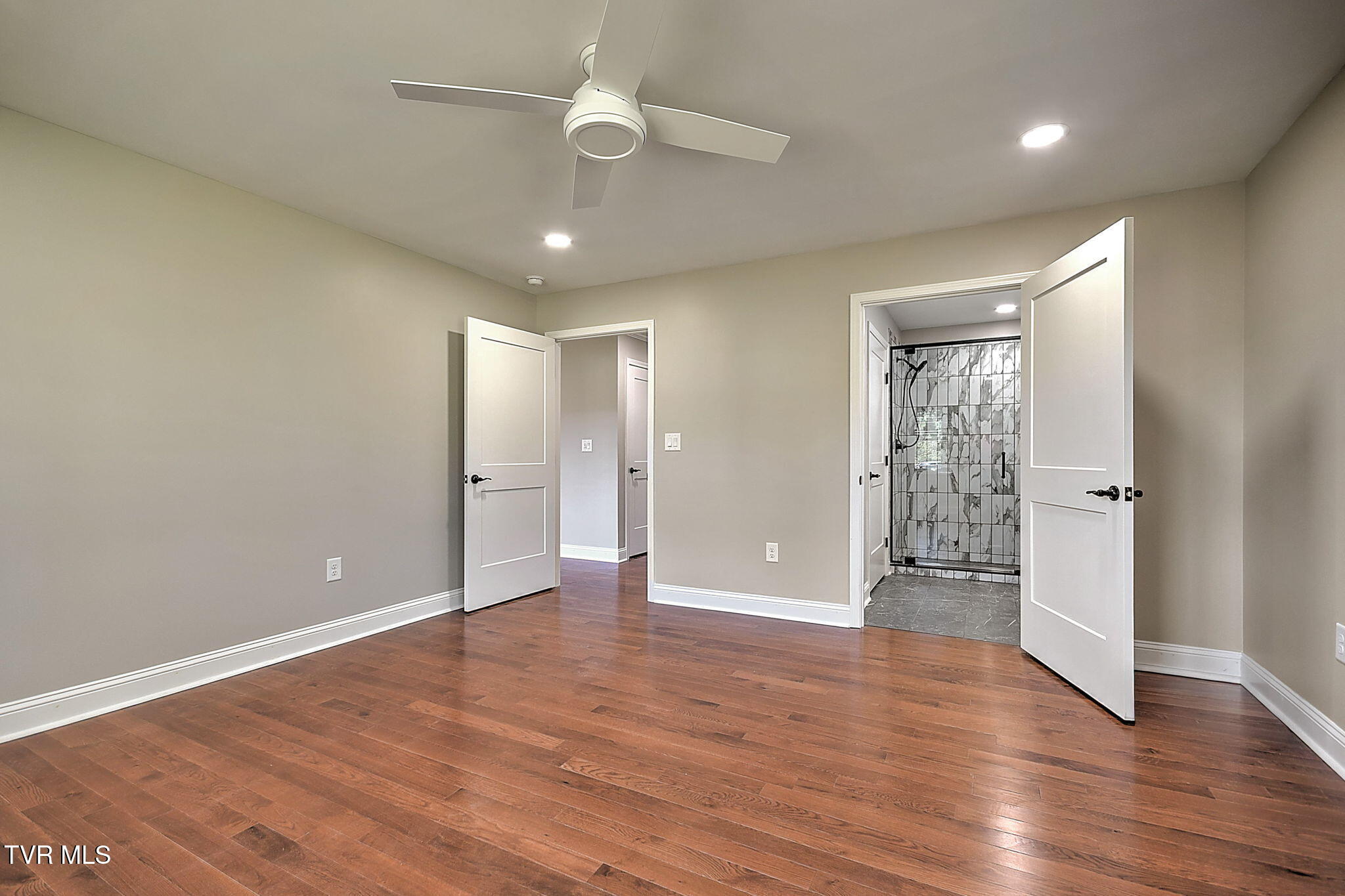 3844 Lake Valley Drive Property Photo 26