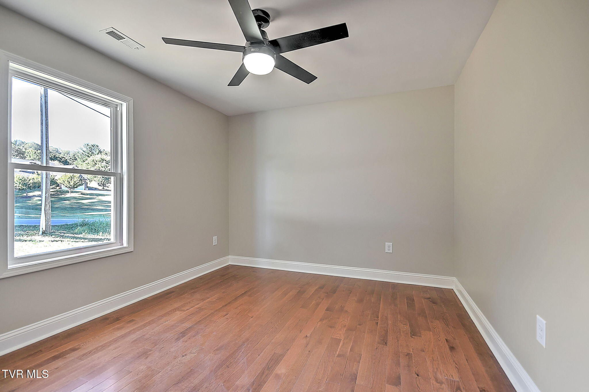 3844 Lake Valley Drive Property Photo 28
