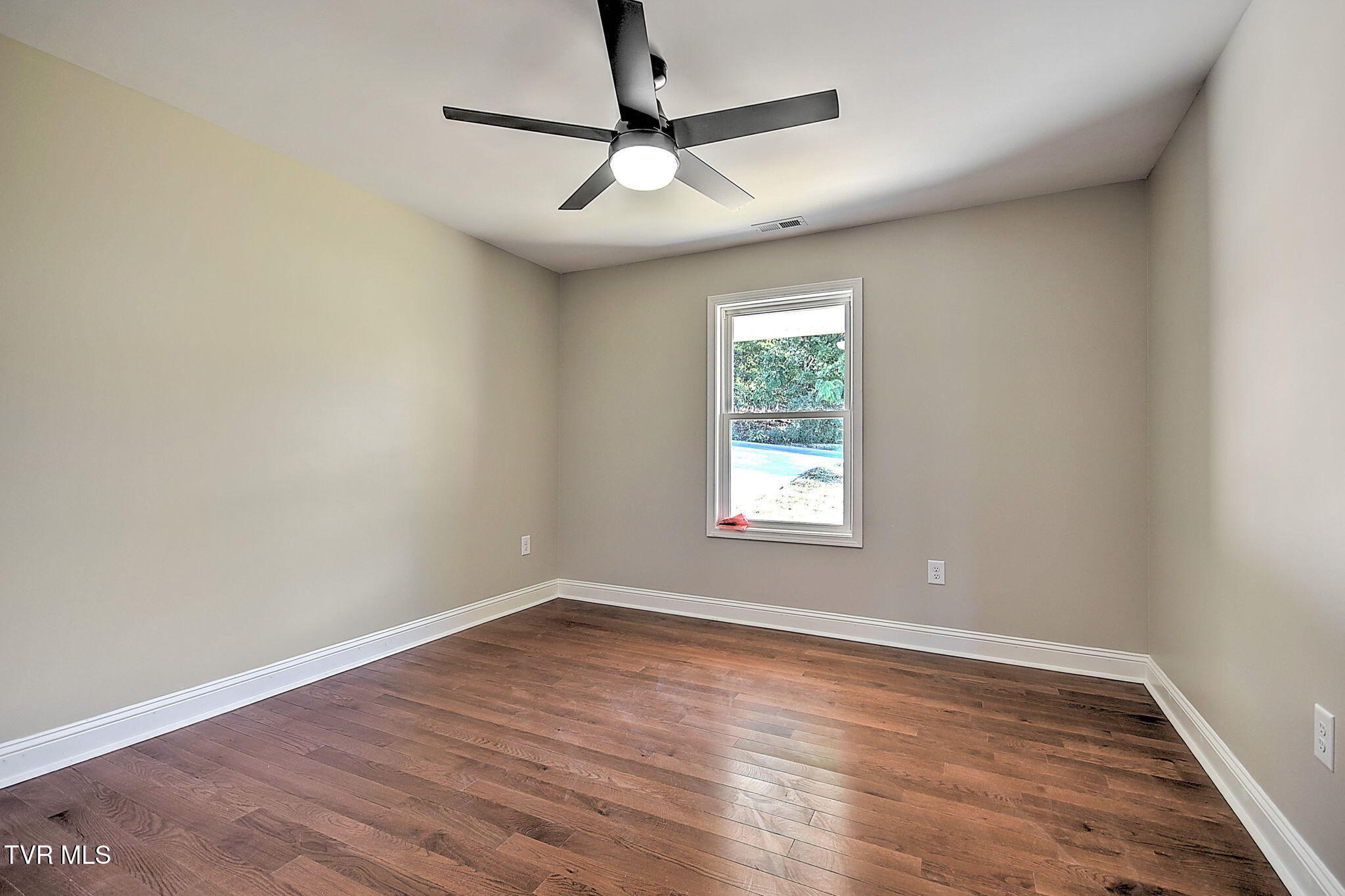 3844 Lake Valley Drive Property Photo 32