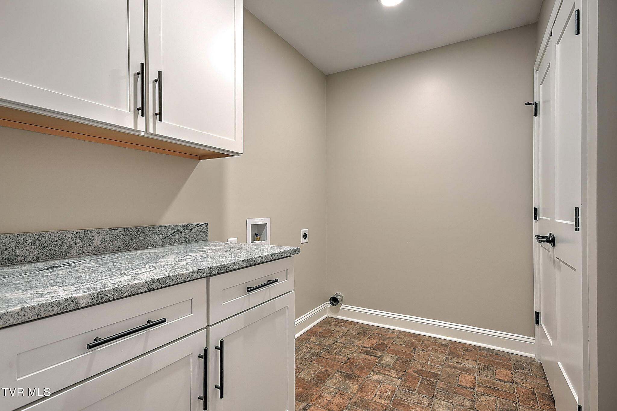 3844 Lake Valley Drive Property Photo 34