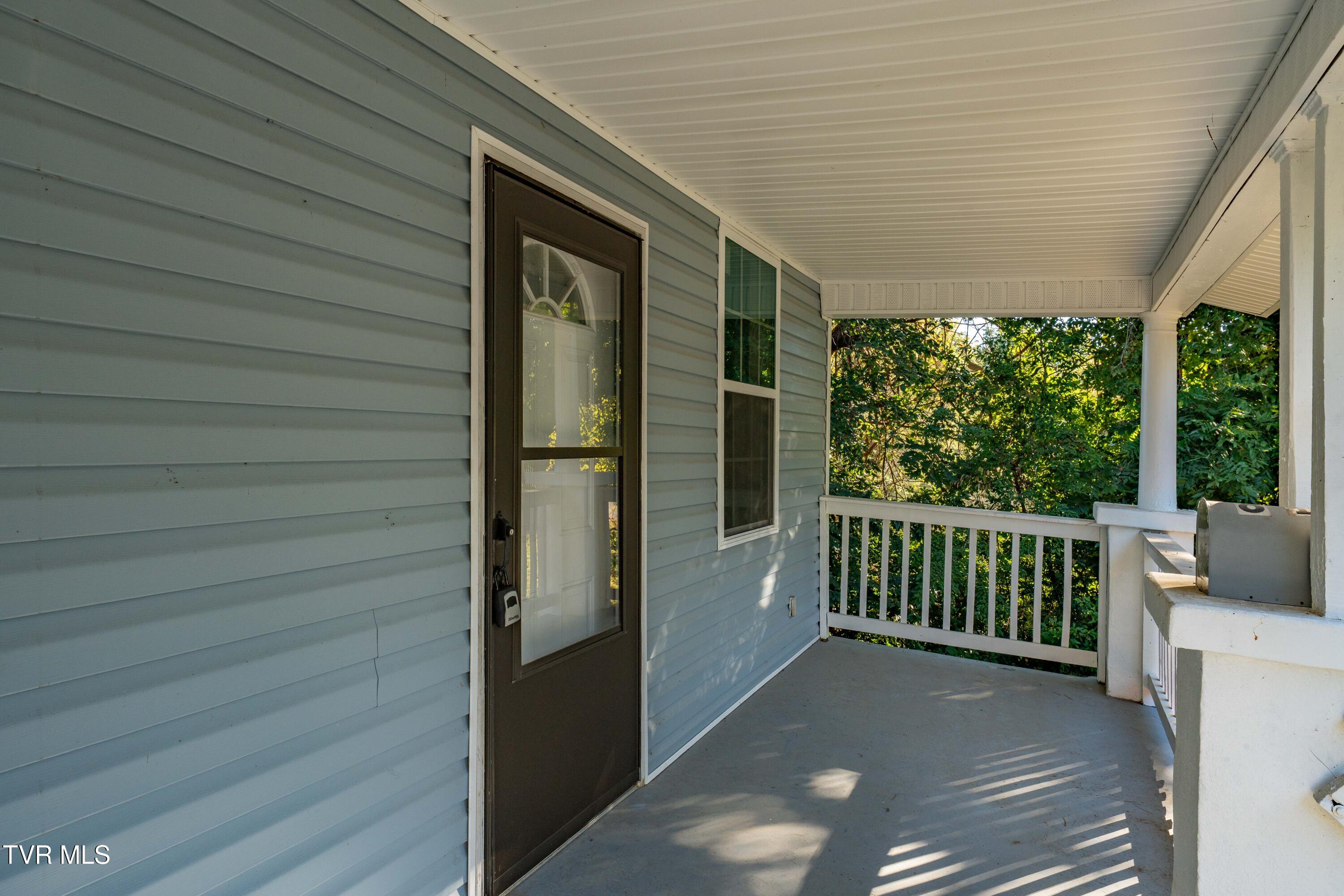812 Hamilton Street Property Photo 8