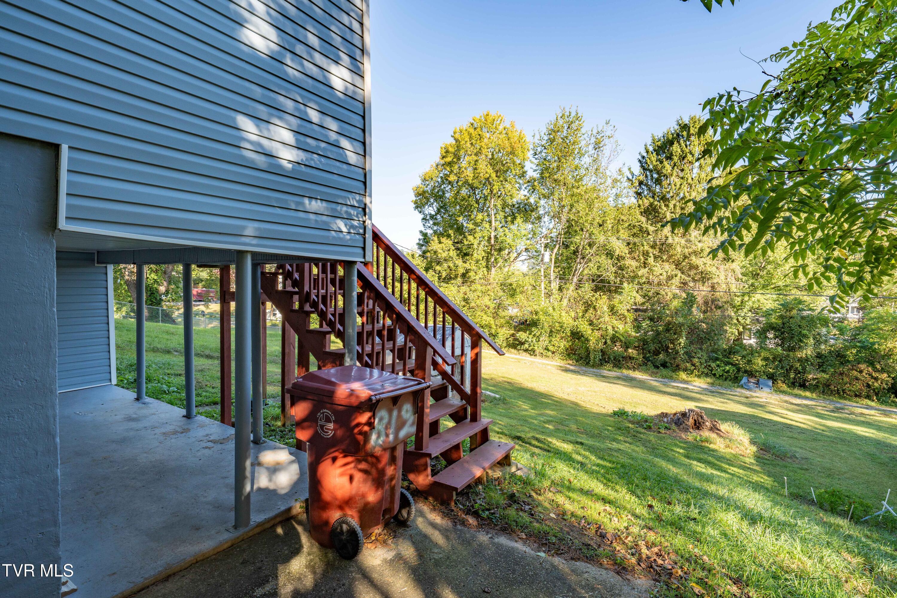 812 Hamilton Street Property Photo 10