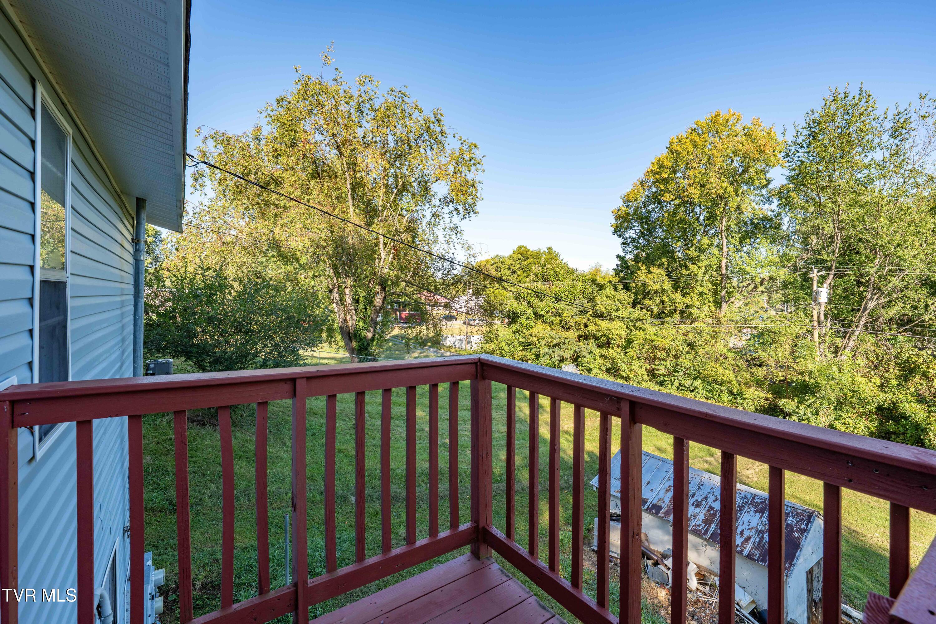 812 Hamilton Street Property Photo 15