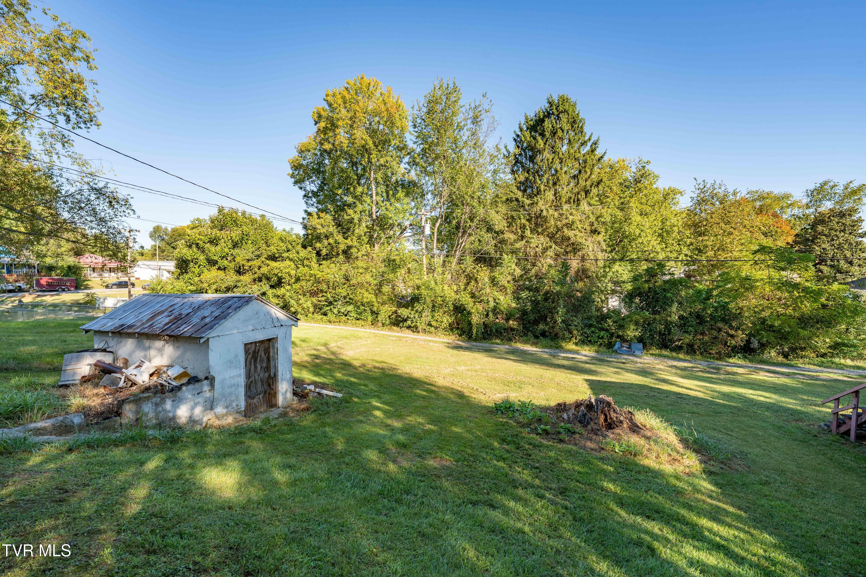 812 Hamilton Street Property Photo 18