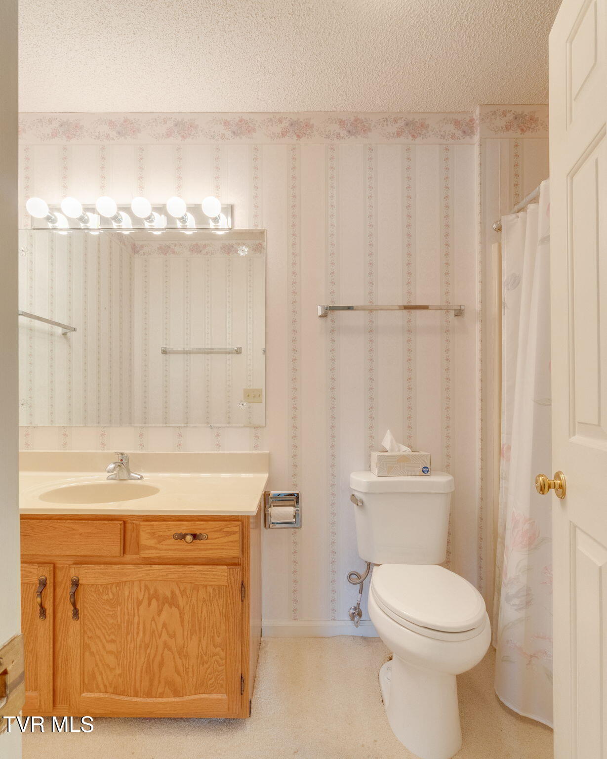 4 Royal Court Property Photo 26