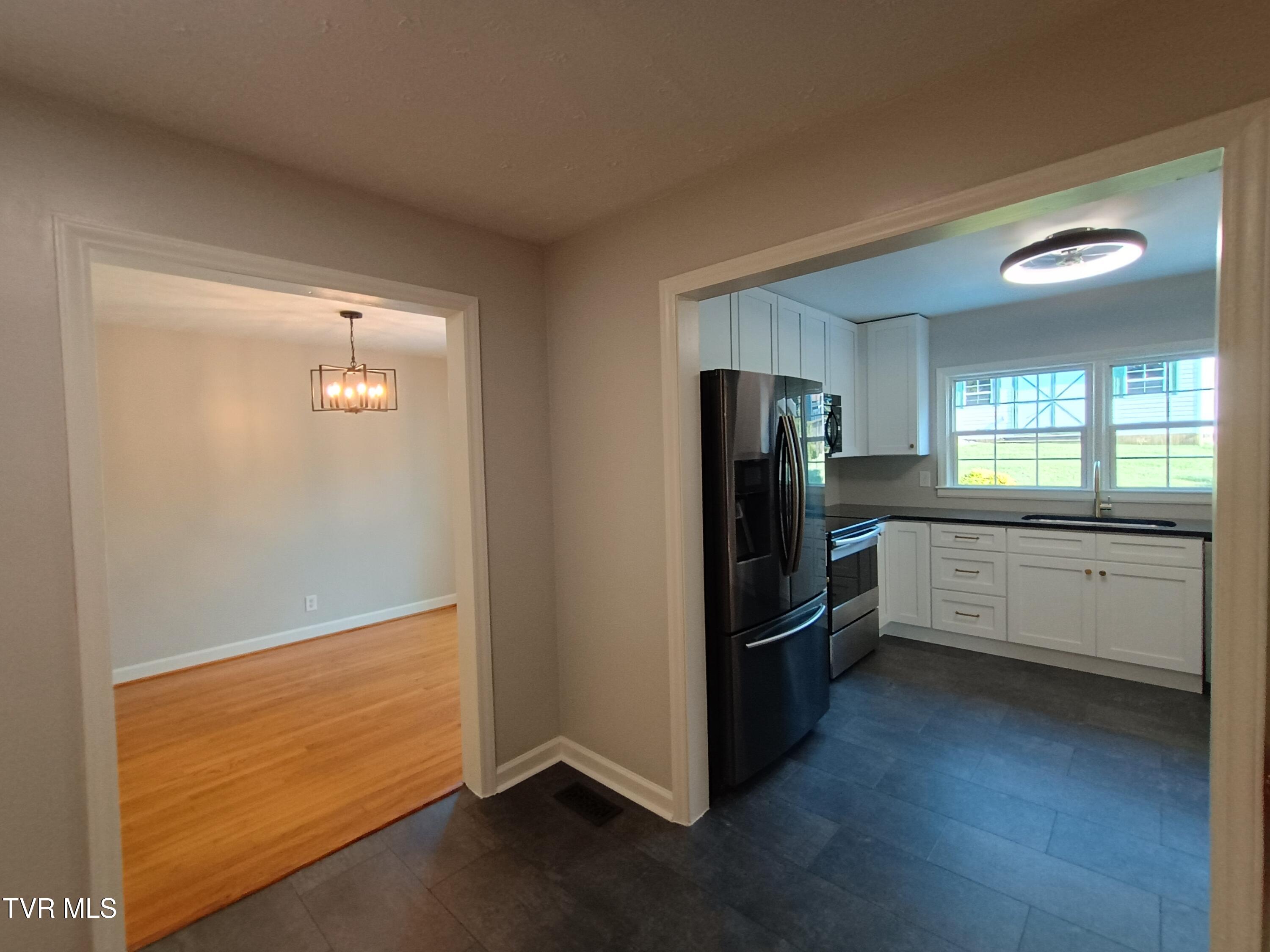 1320 Oxford Place Property Photo 17