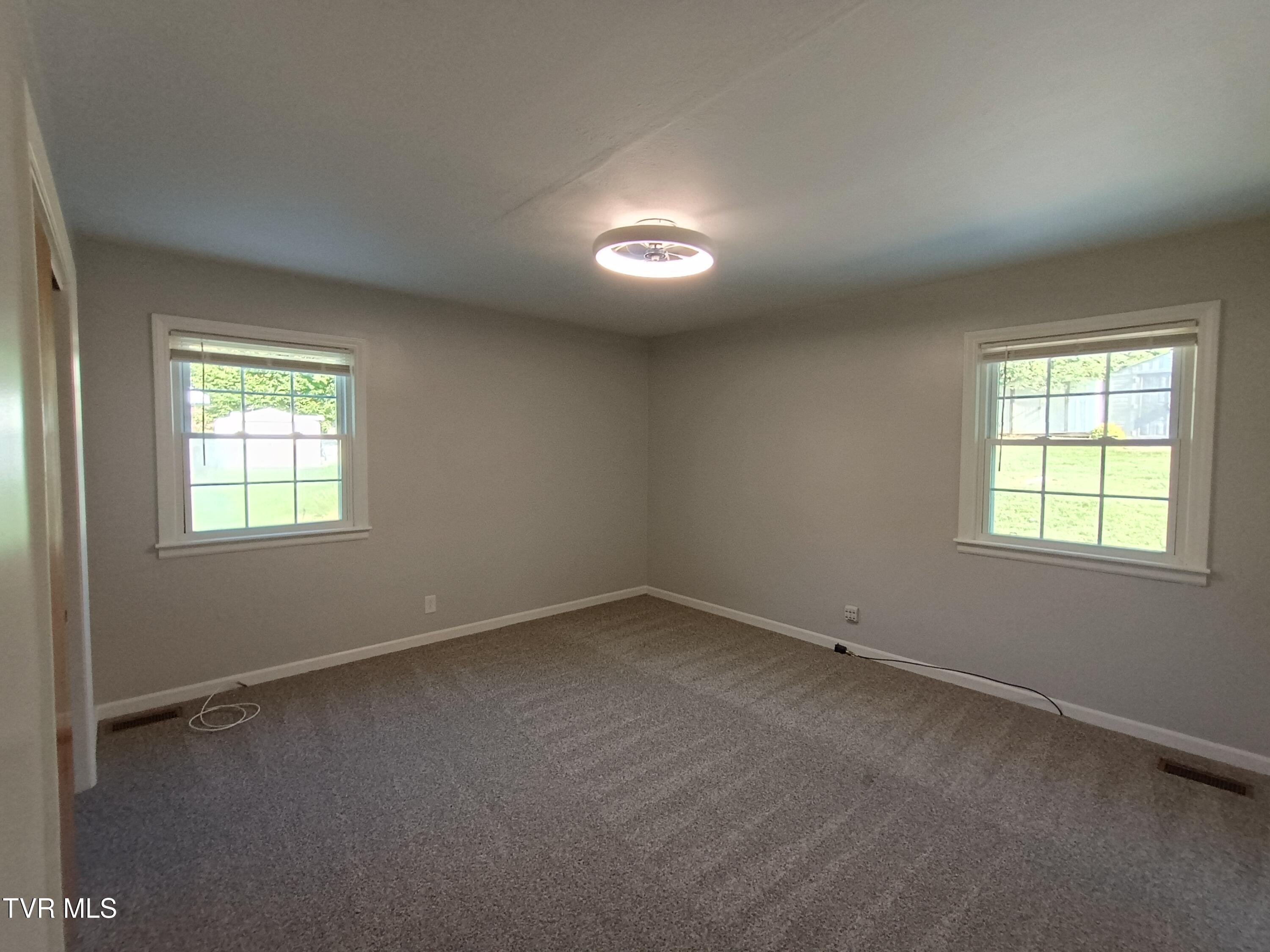 1320 Oxford Place Property Photo 25