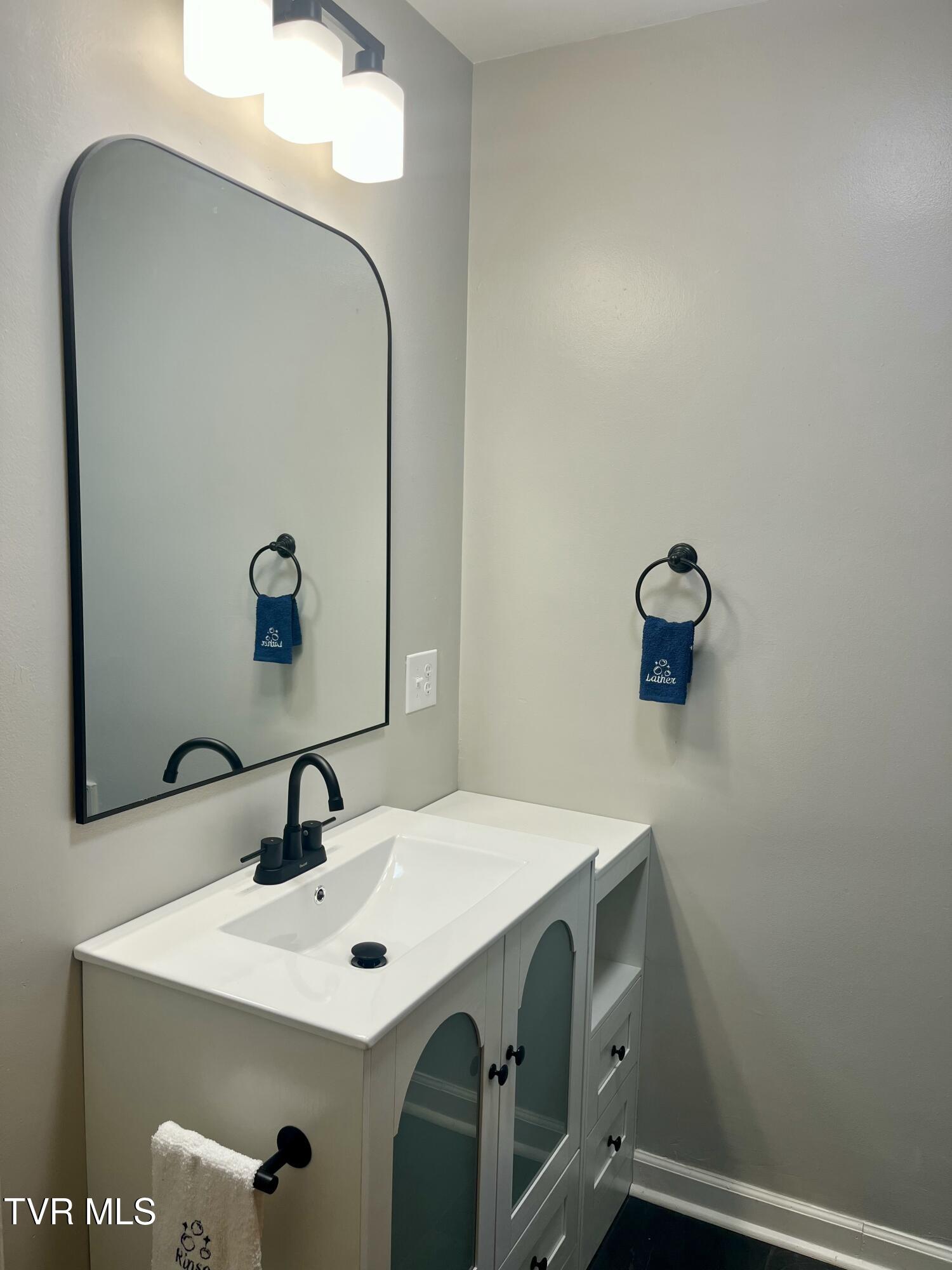 1320 Oxford Place Property Photo 29