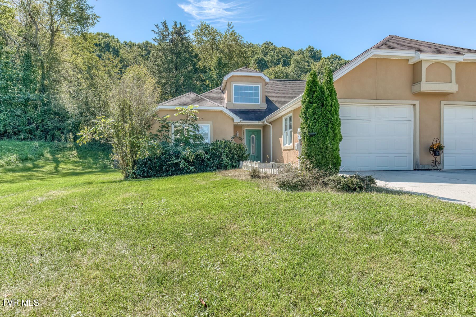 18523 Keeneland Lane Property Photo 1