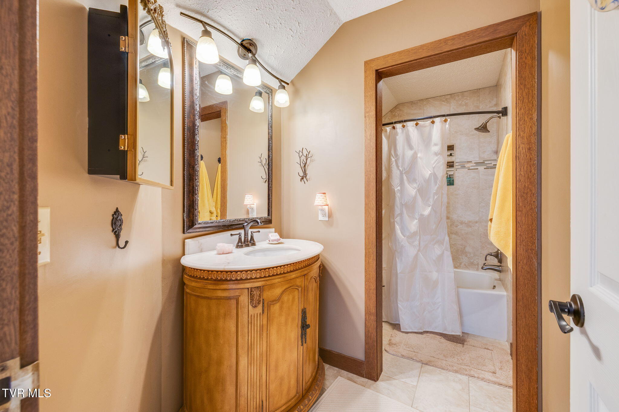 137 Columbine Road Property Photo 36