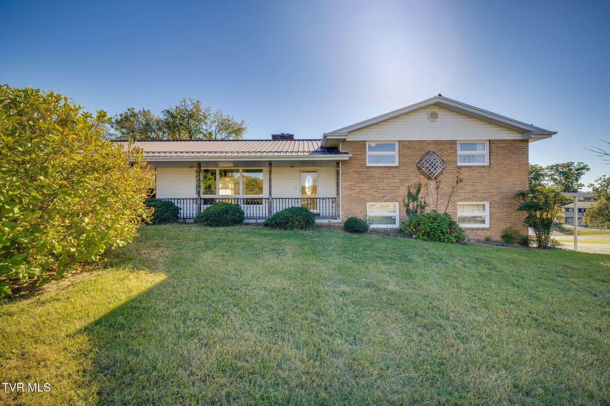 113 Rosefield Drive Property Photo 1