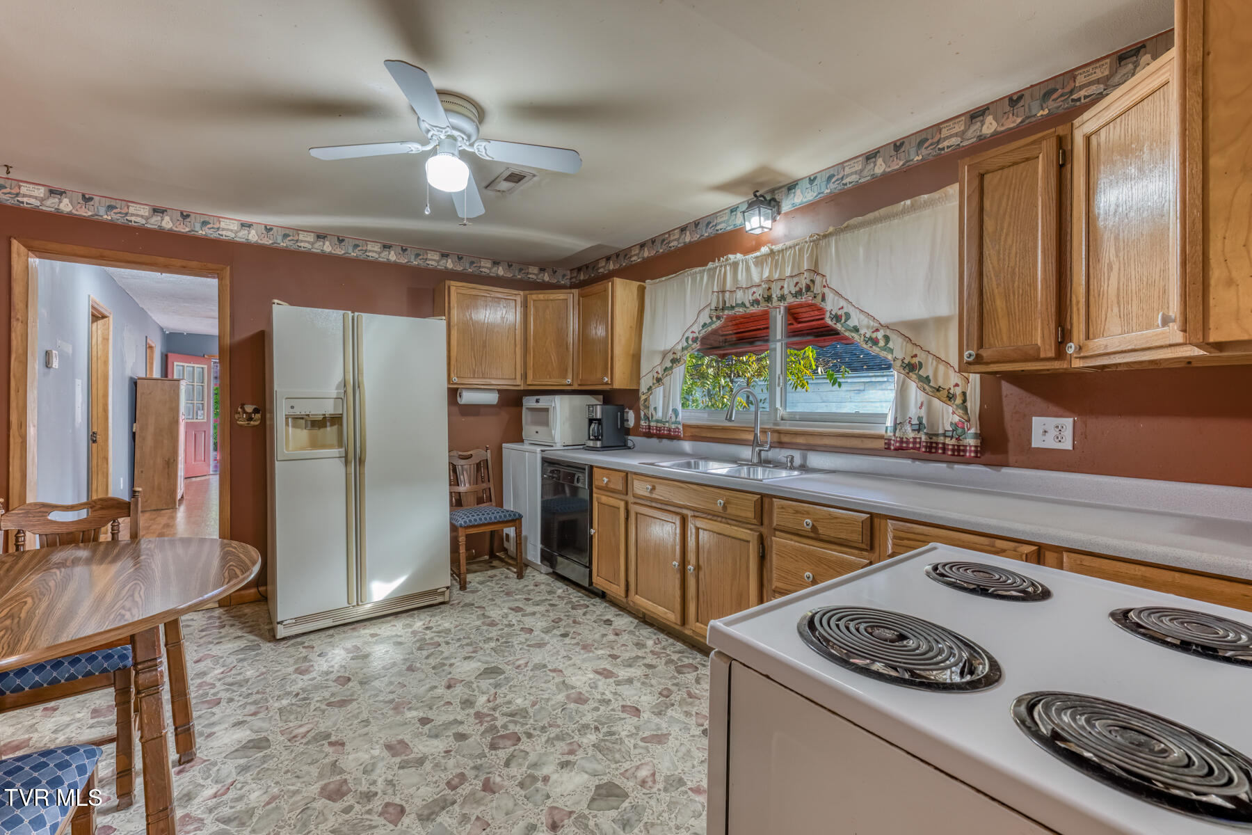 2106 Millye Street Property Photo 10