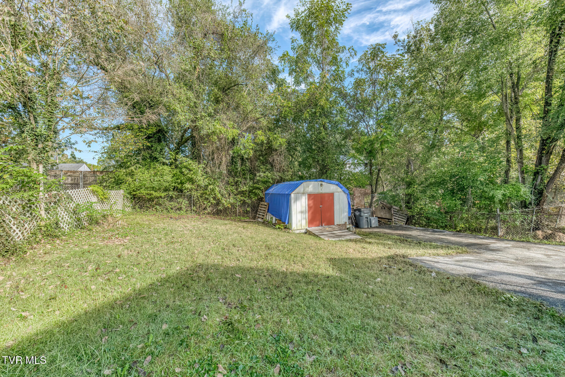 2106 Millye Street Property Photo 30