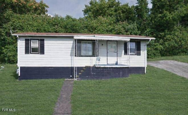 105 Robinson Street Property Photo 1