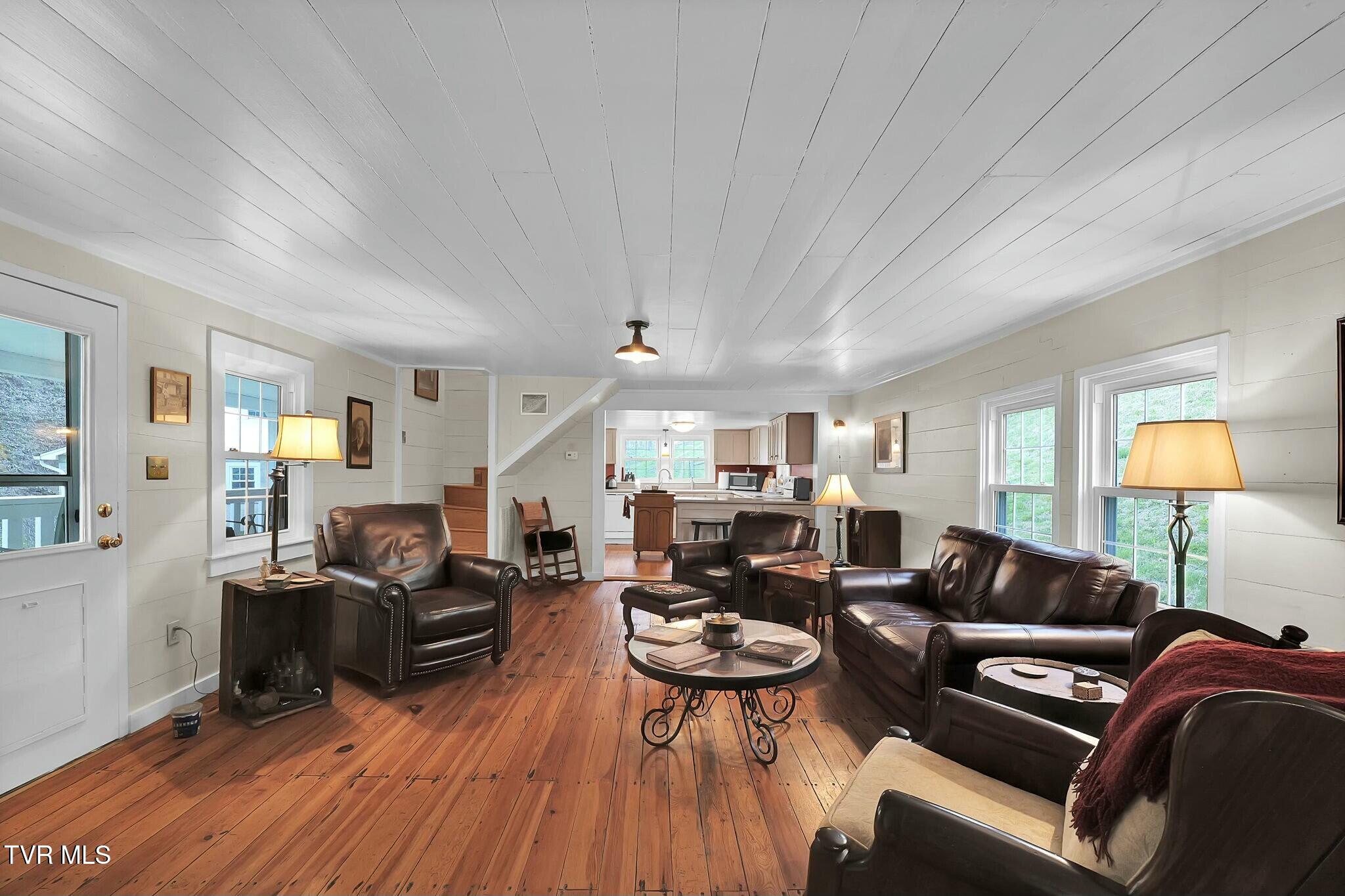 736 Shelley's Road Property Photo 31