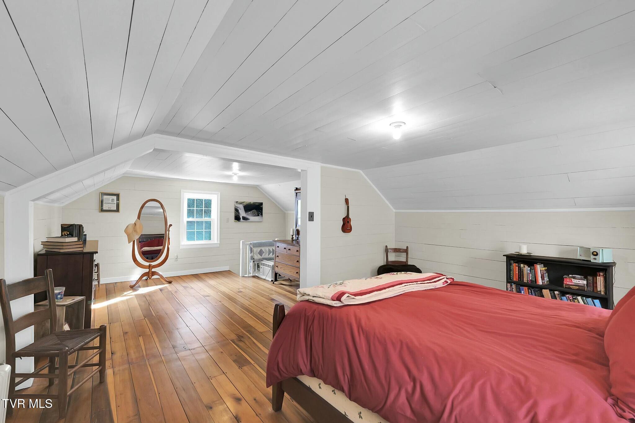 736 Shelley's Road Property Photo 43