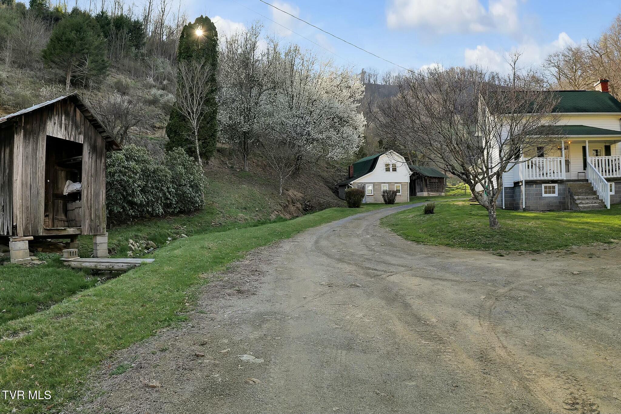 736 Shelley's Road Property Photo 71