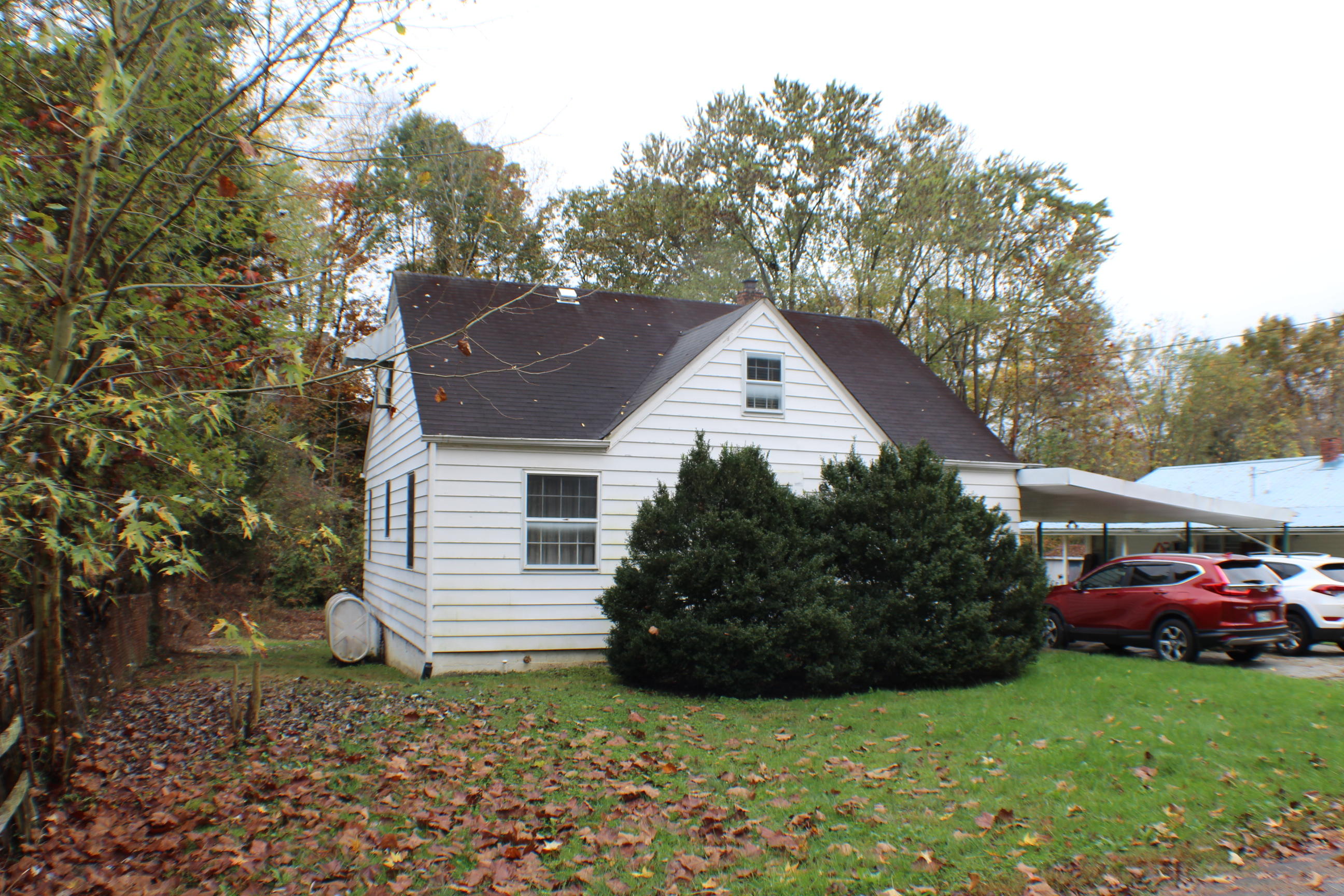 1729 Oaklawn Street Property Photo 1