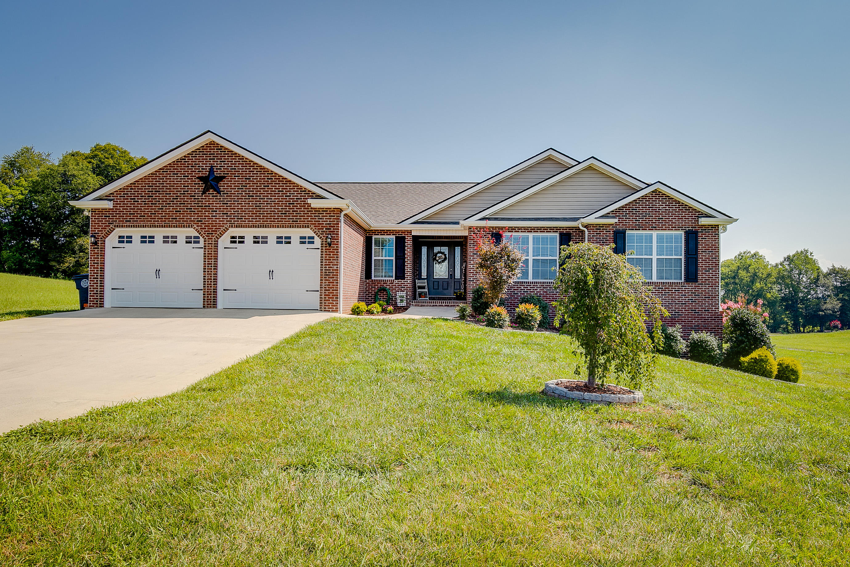 1566 Wolfe Lane Property Photo 1