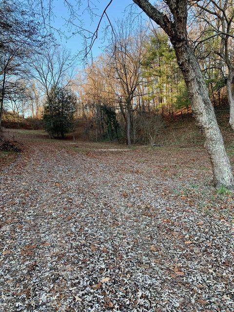 512 East Stone Drive Property Photo 14